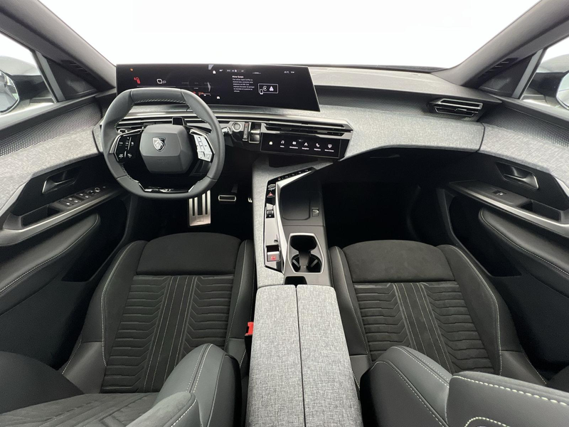 Peugeot 5008 Hybrid GT Exclusive 1.2*NAVI*SHZ*360°K*uvm — photo 7