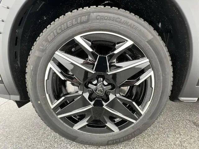 Peugeot 5008 view 6