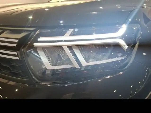 Dacia Duster view 9