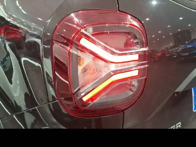 Dacia Duster view 10