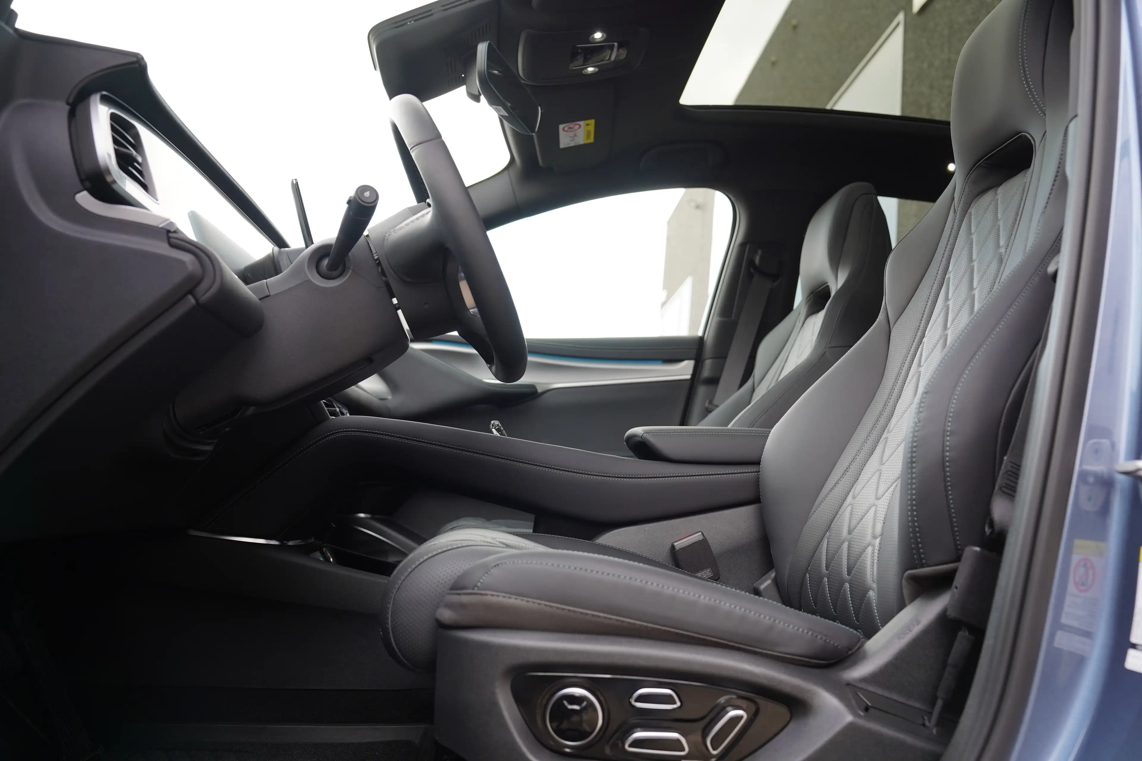 BYD Sealion 7 Excellence AWD * 91 kWh / HUD / PANO / 360° * — photo 6