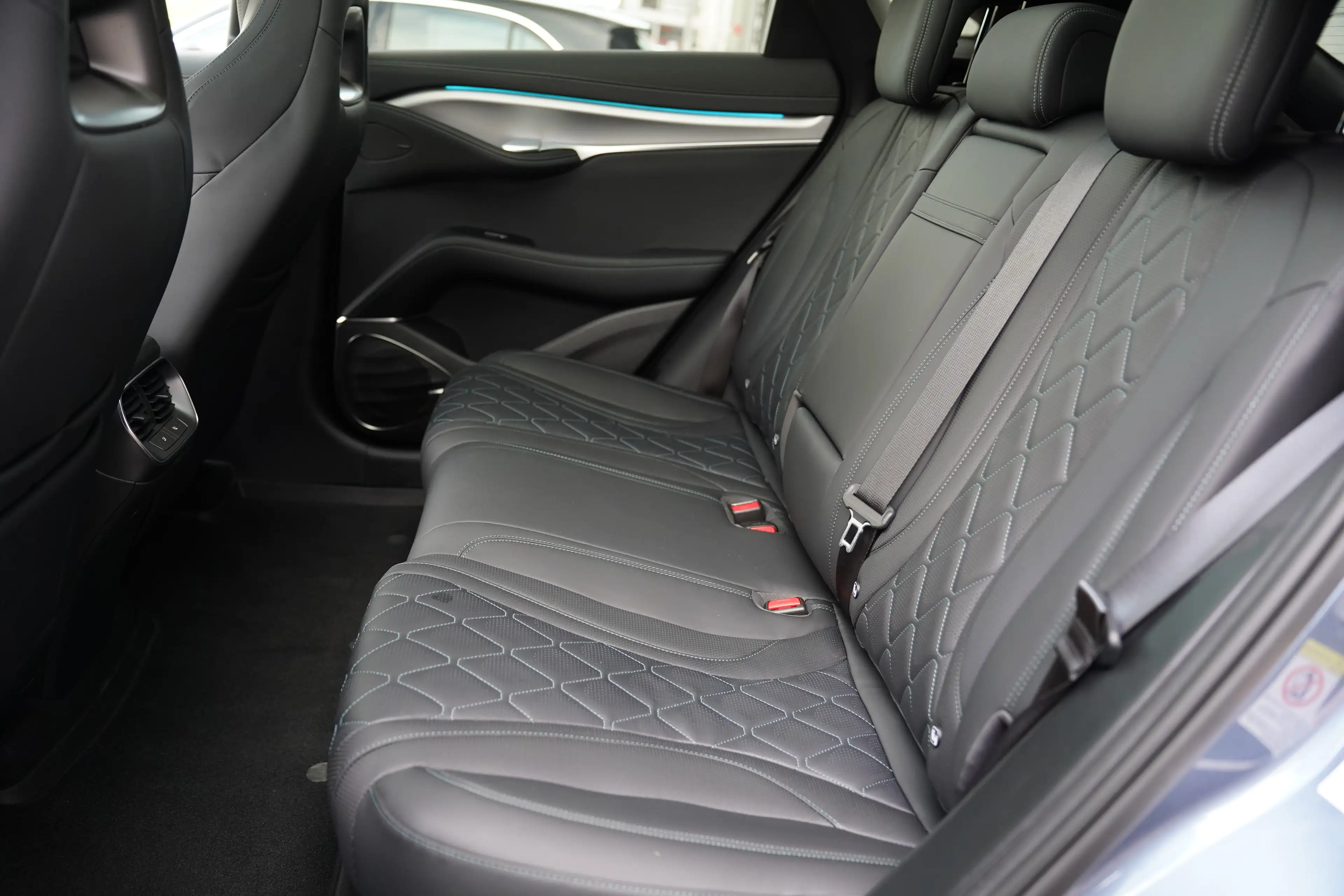 BYD Sealion 7 Excellence AWD * 91 kWh / HUD / PANO / 360° * — photo 8
