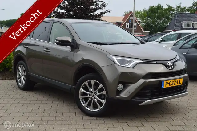 Toyota RAV4 2.0 VVT-i AWD Executive Business