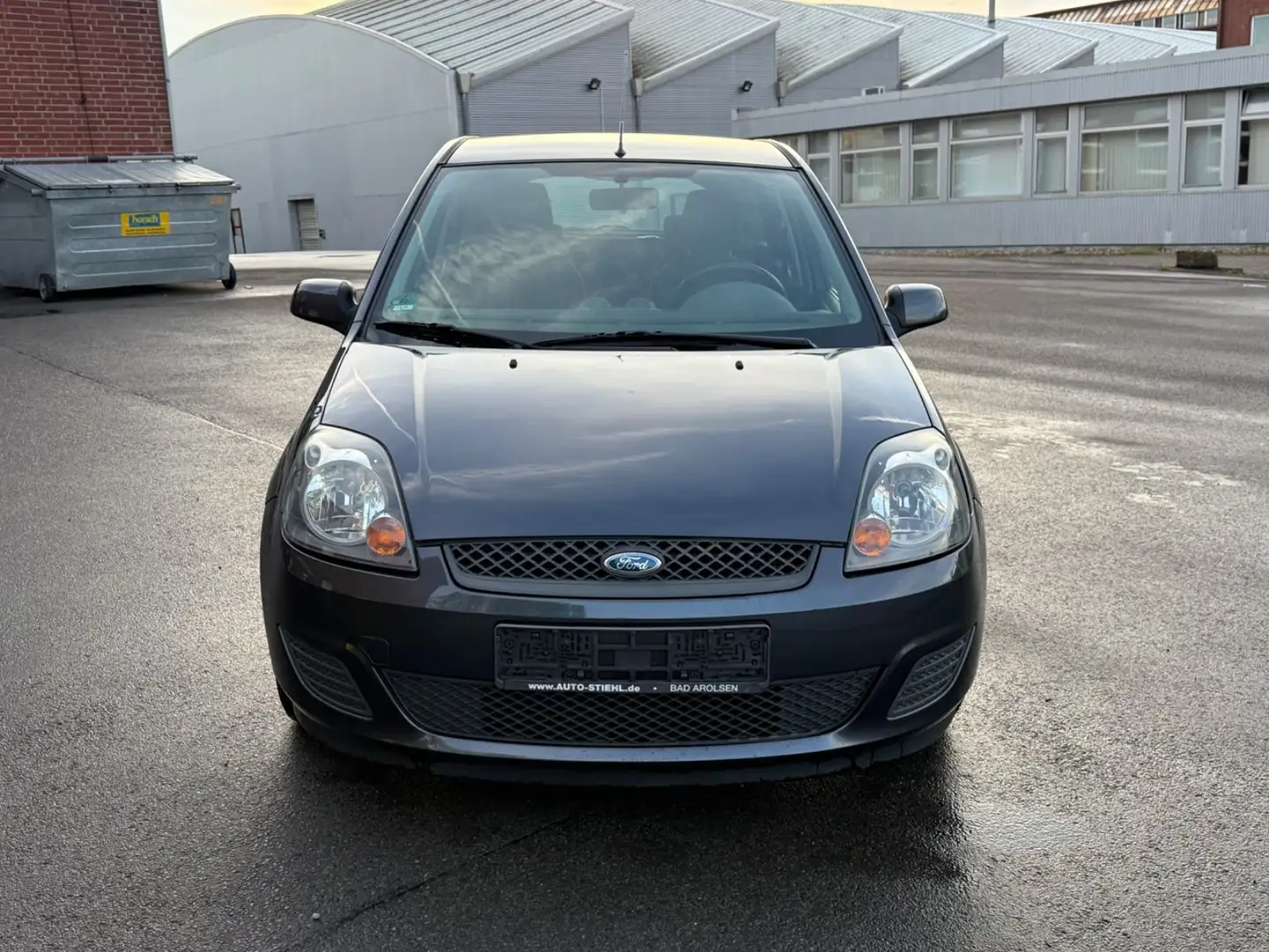 Ford Fiesta 1,3/Euro4/Klima Grigio - 2