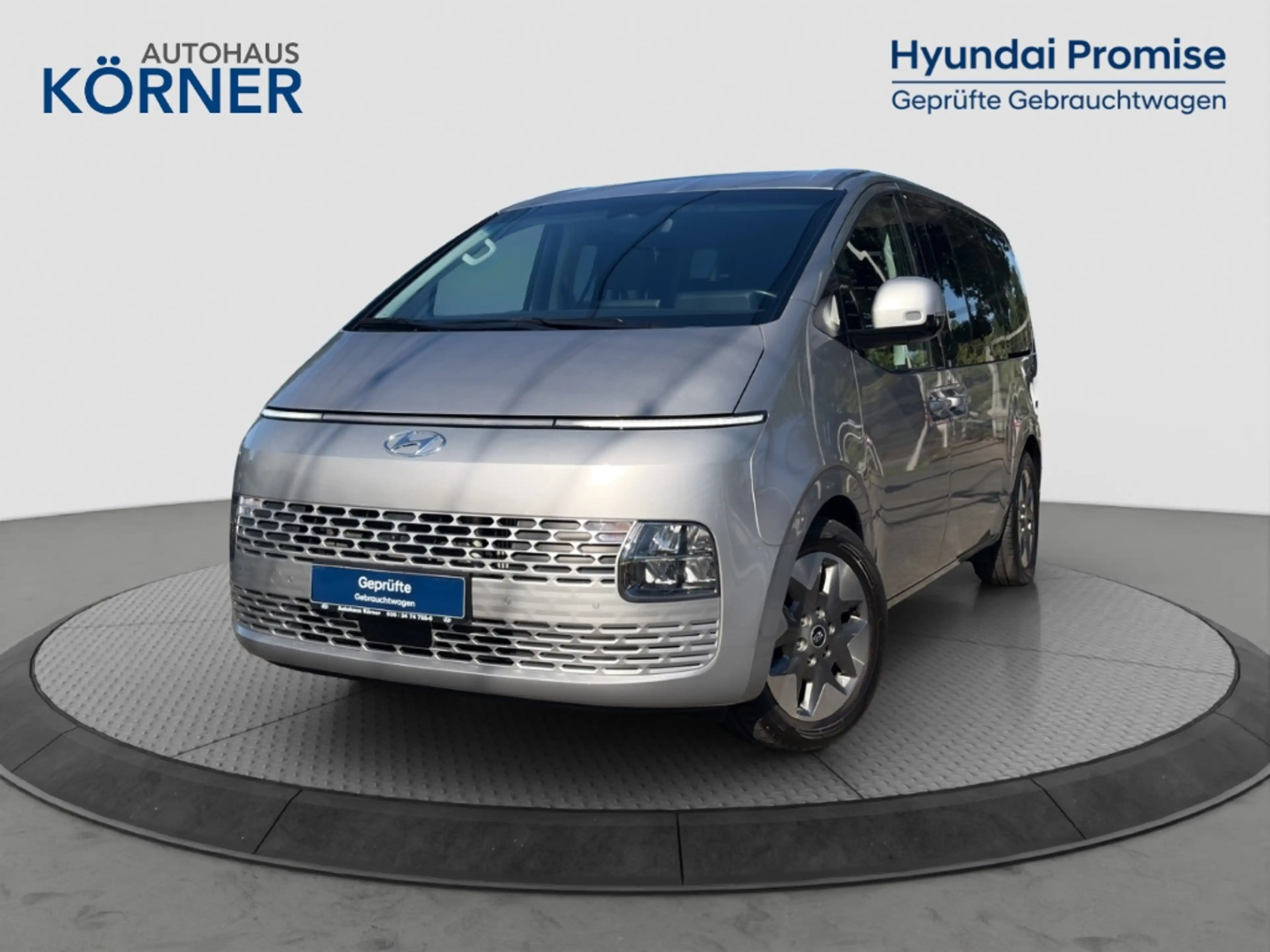 Hyundai STARIA PRIME 2.2 CRDi 4WD *PANO*LEDER*LED*CARPLAY* — photo 2