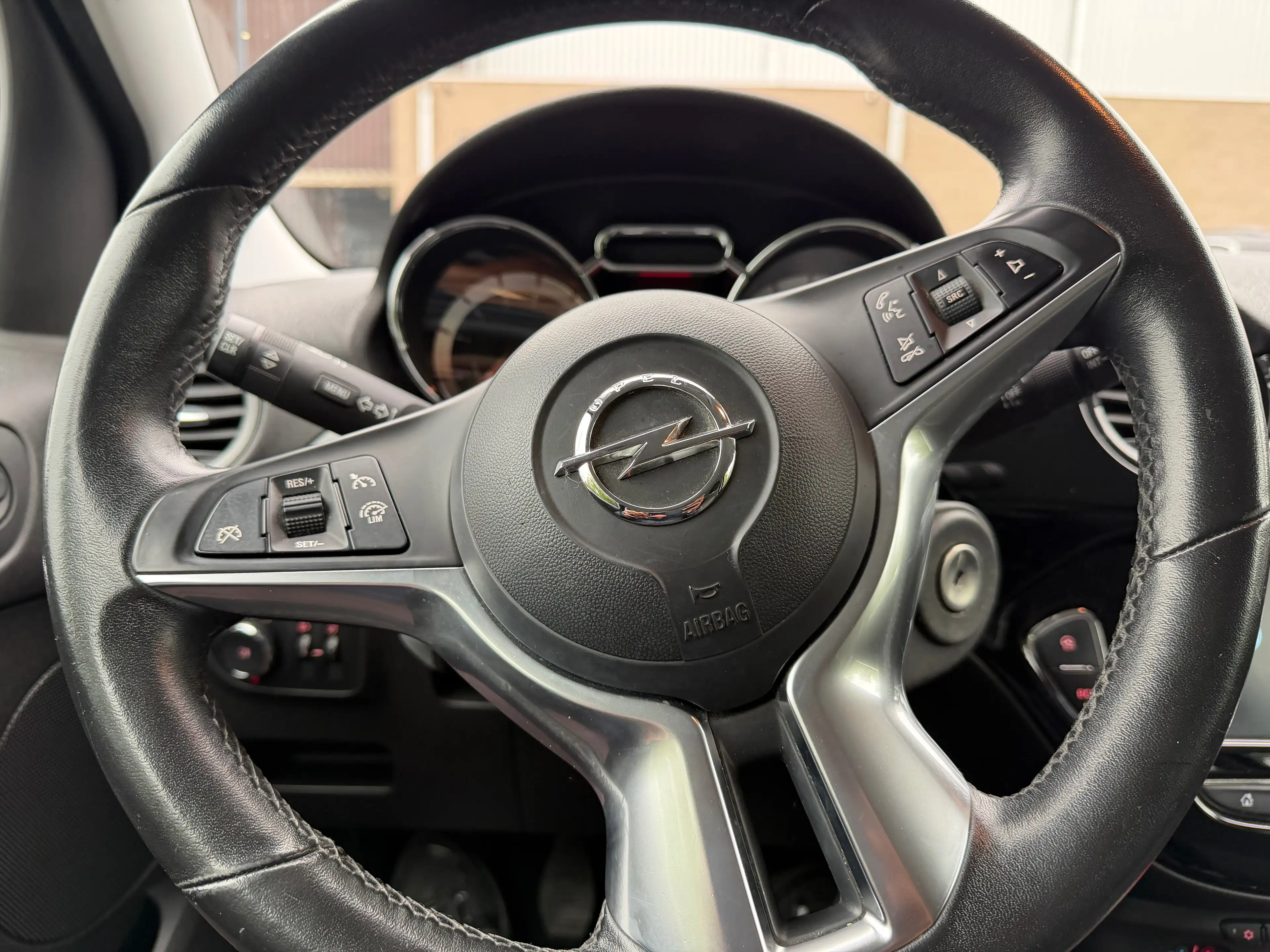 Opel Adam Adam 1.4i — photo 9