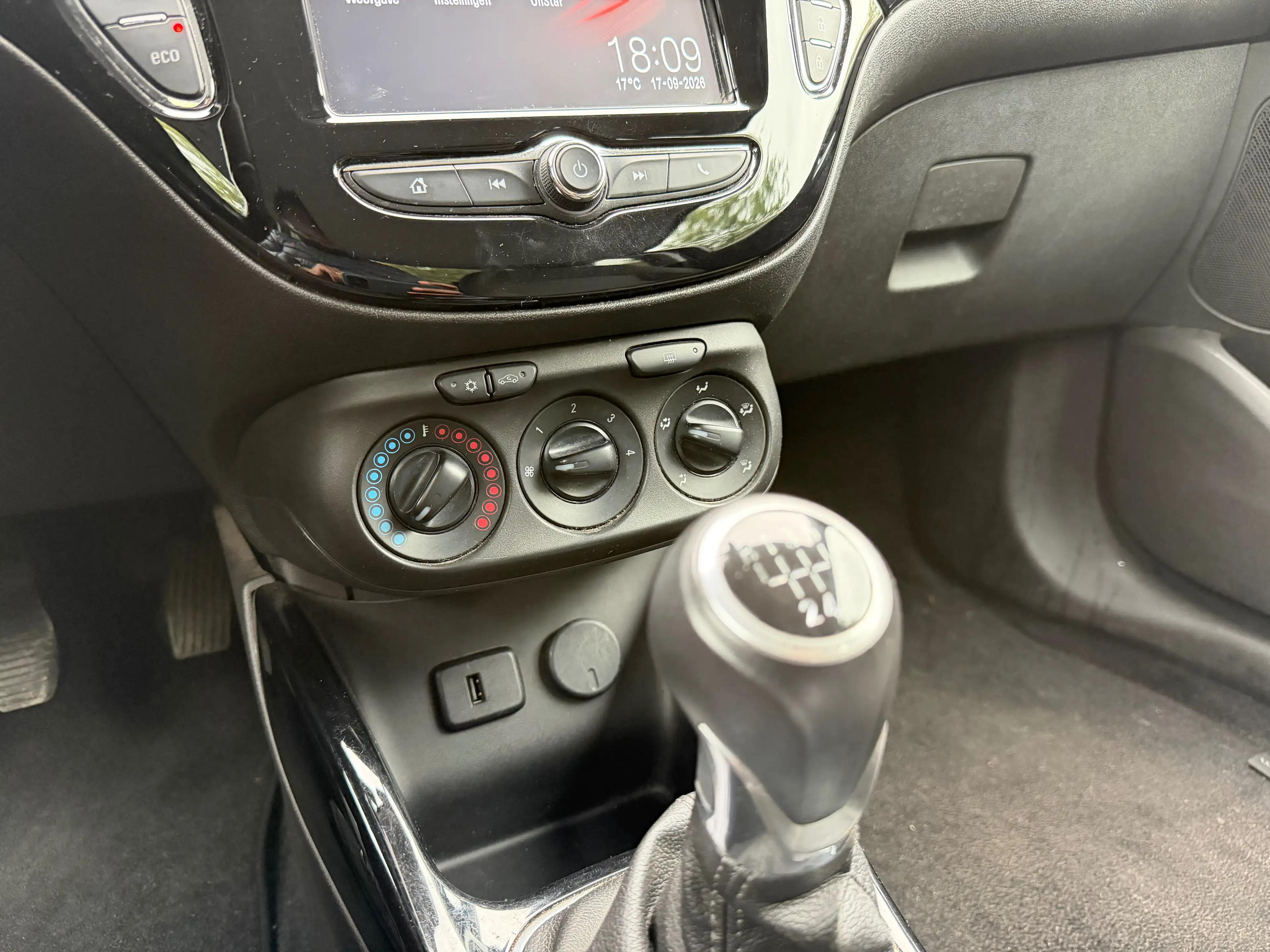 Opel Adam Adam 1.4i — photo 12