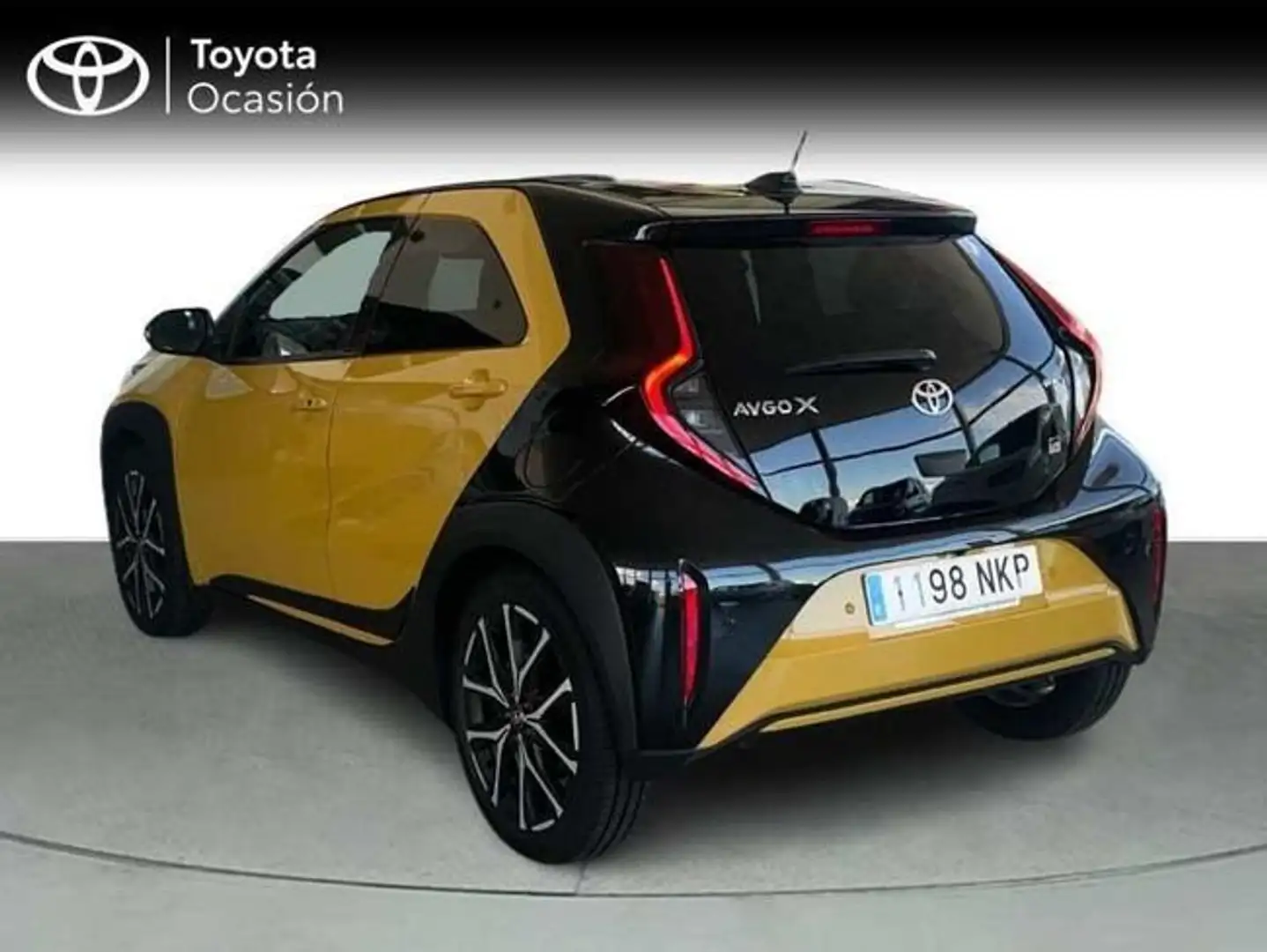 Toyota Sprinter 120H GR SPORT Amarillo - 2