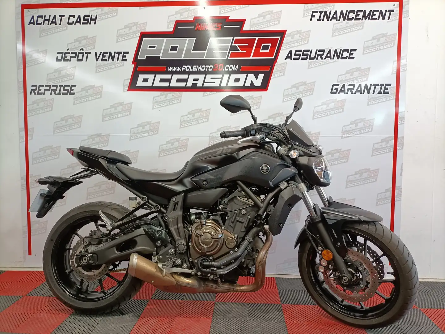 Yamaha MT-07 Noir - 1