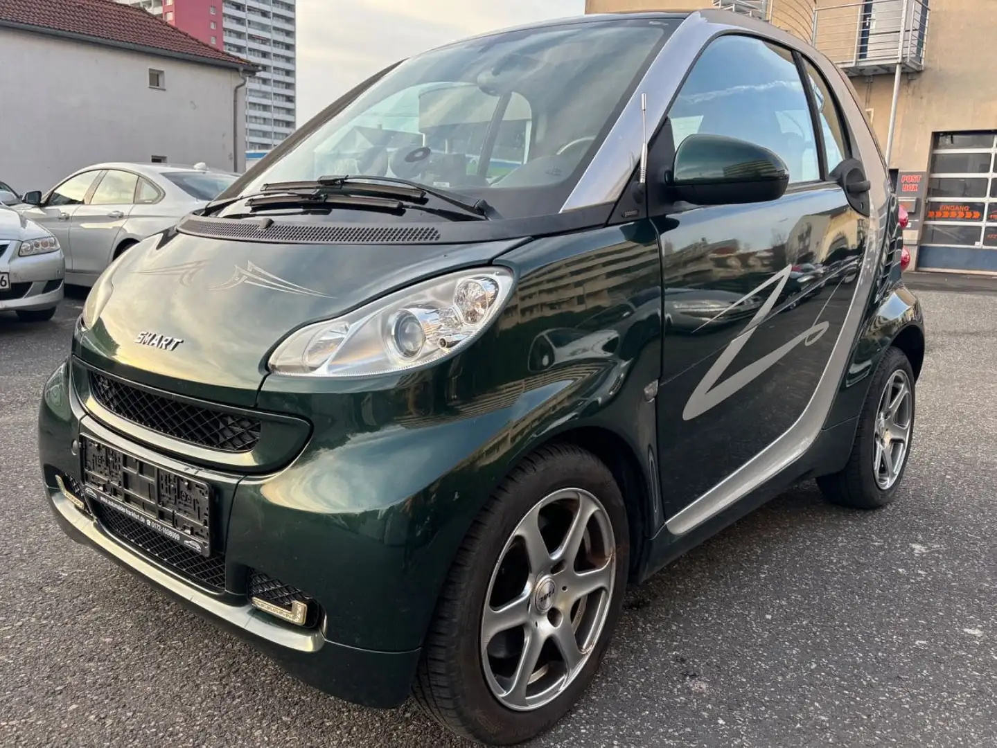 smart forTwo fortwo coupe Micro Hybrid Drive *Passion* Verde - 1