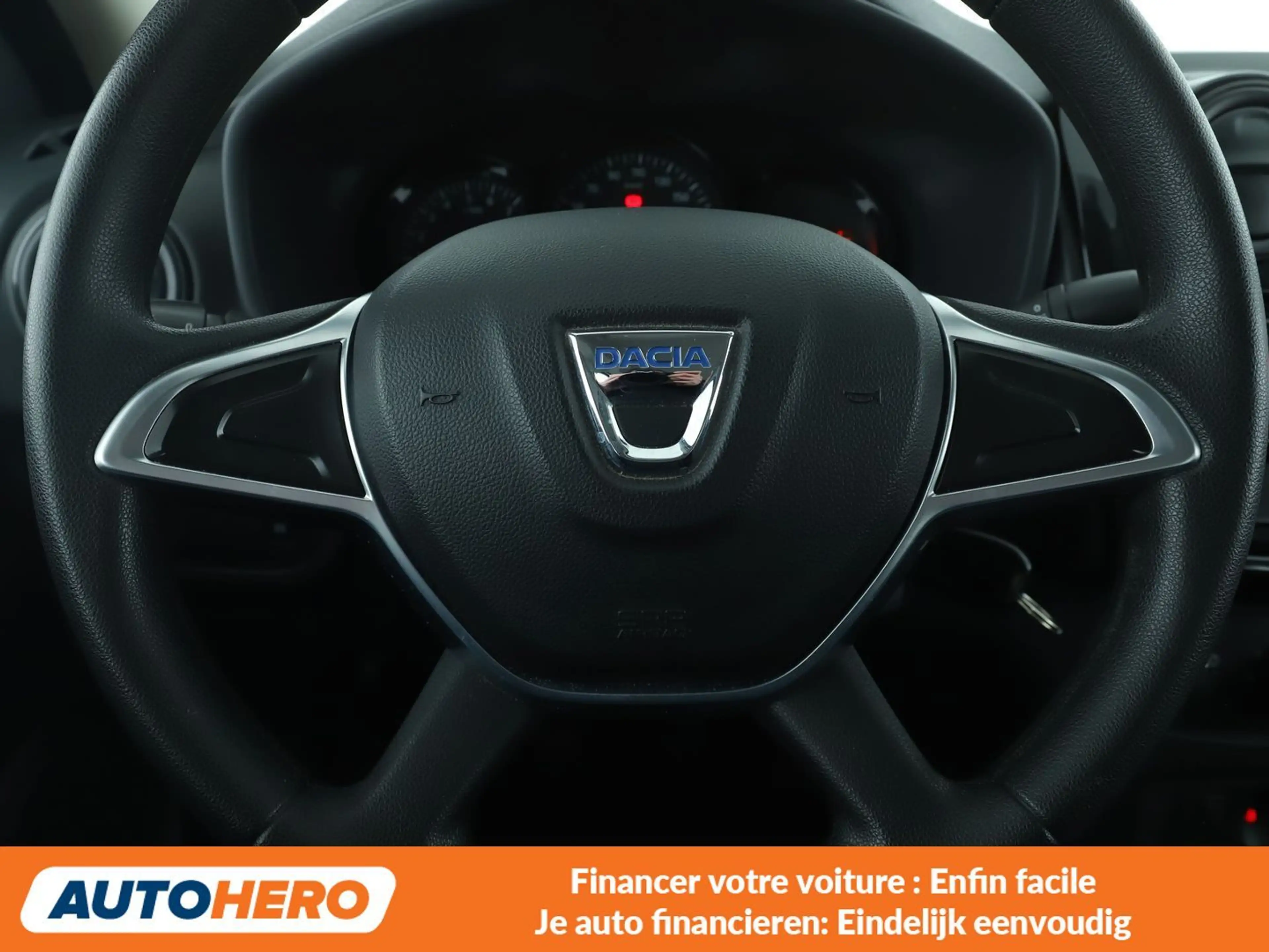 Dacia Logan 1.0 Acces — photo 5