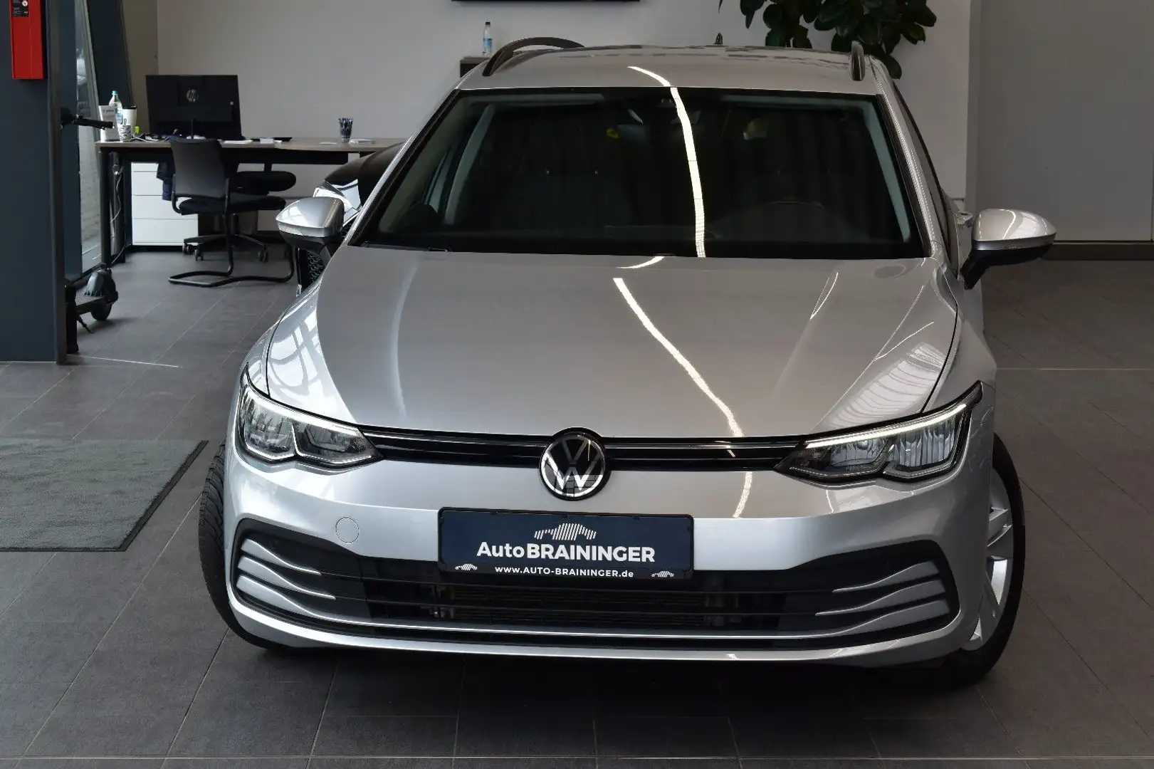 Volkswagen Golf VIII Variant 2.0TDI Life LED~ACC~VirtualC. Argintiu - 1