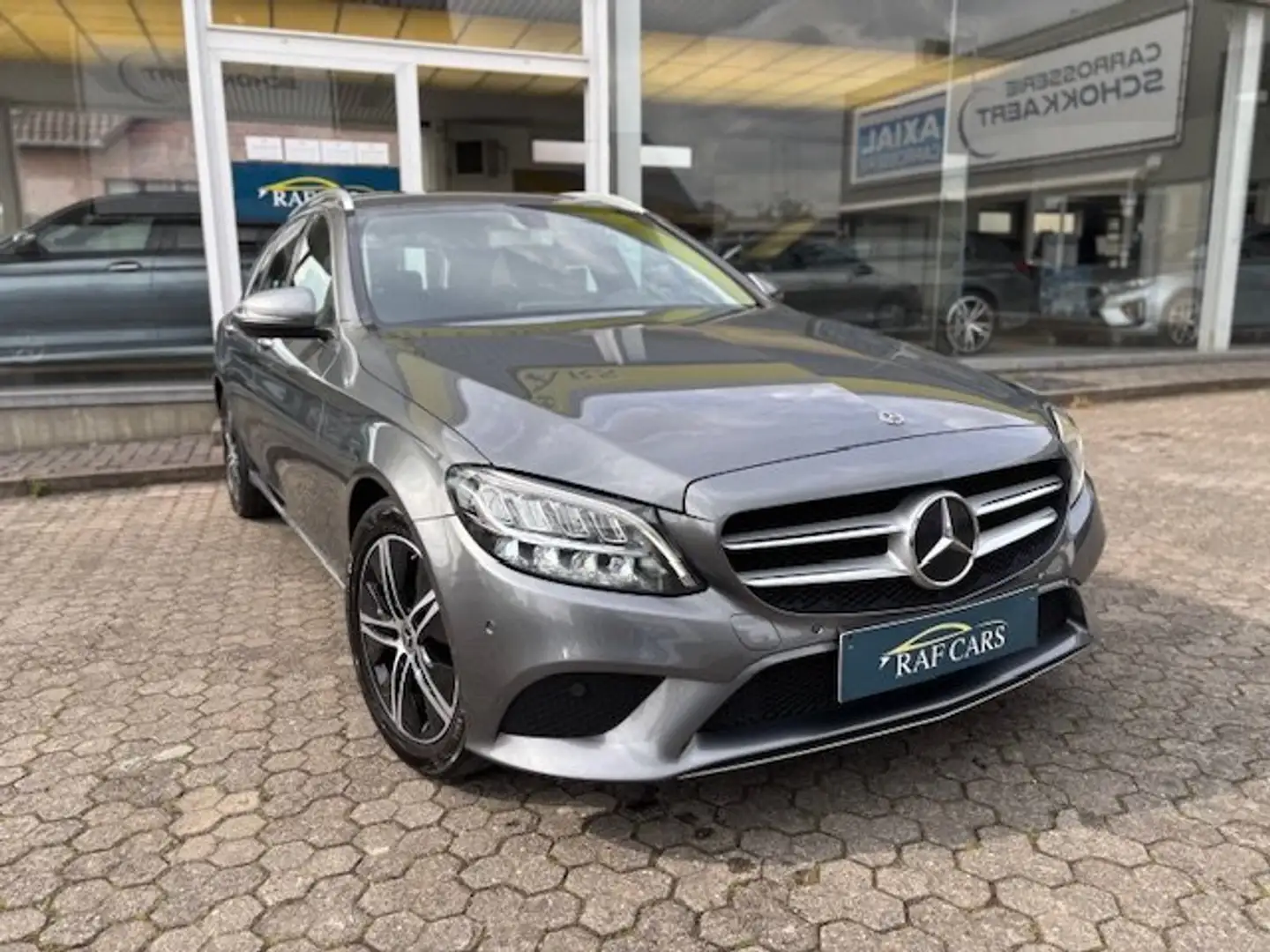 Mercedes-Benz C 180 d Shooting Brake // GARANTIE // FACELIFT // BTW // Gris - 2