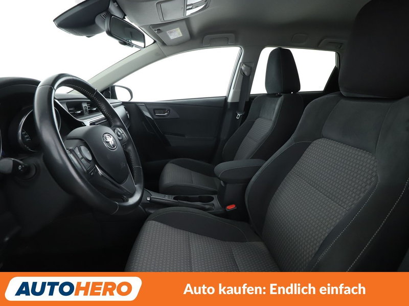 Toyota Auris 1.8 Hybrid Edition-S+ Aut.*NAVI*CAM*TEMPO*SHZ* — photo 10