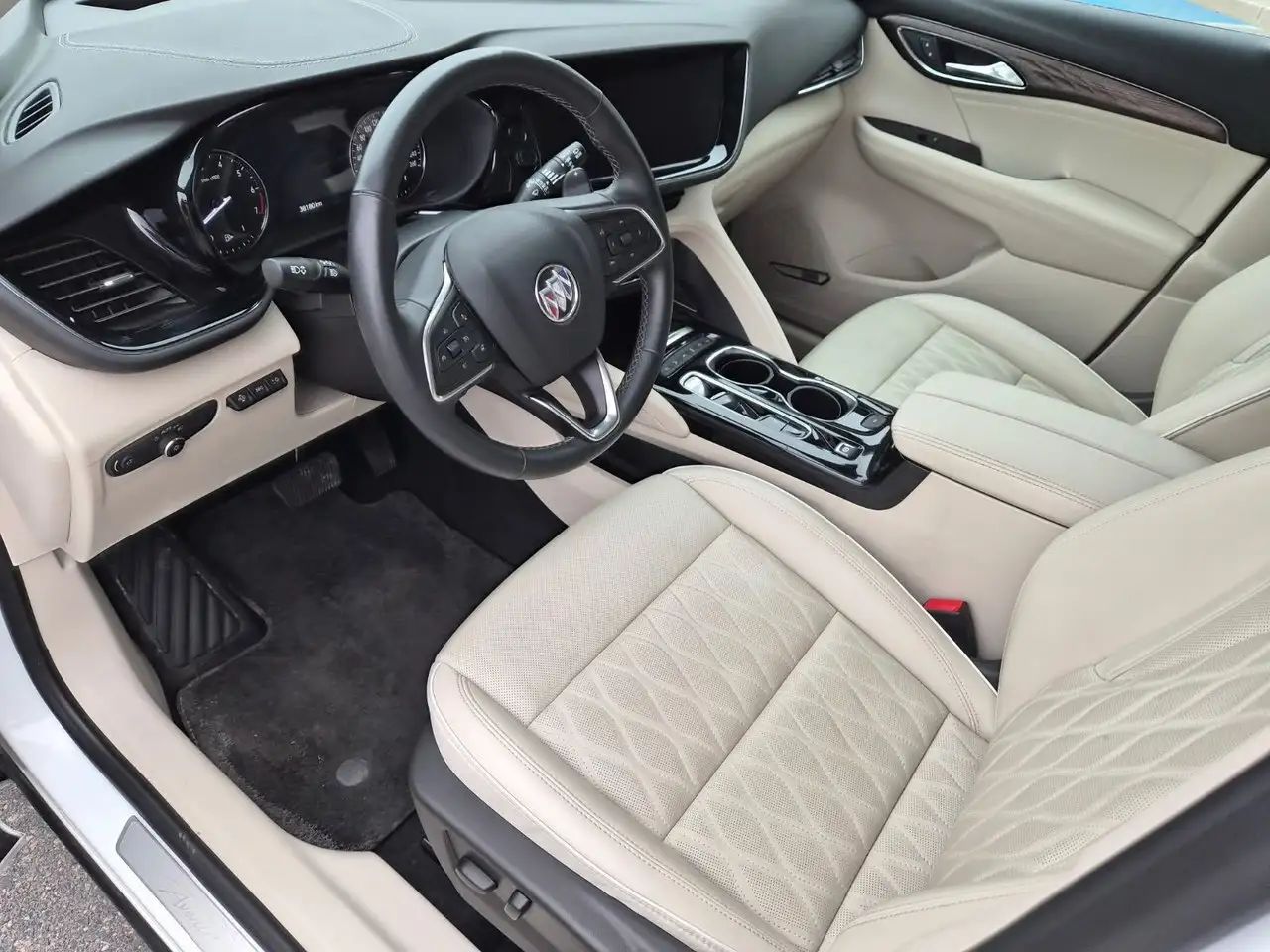 Buick Envision photo Buick Envision