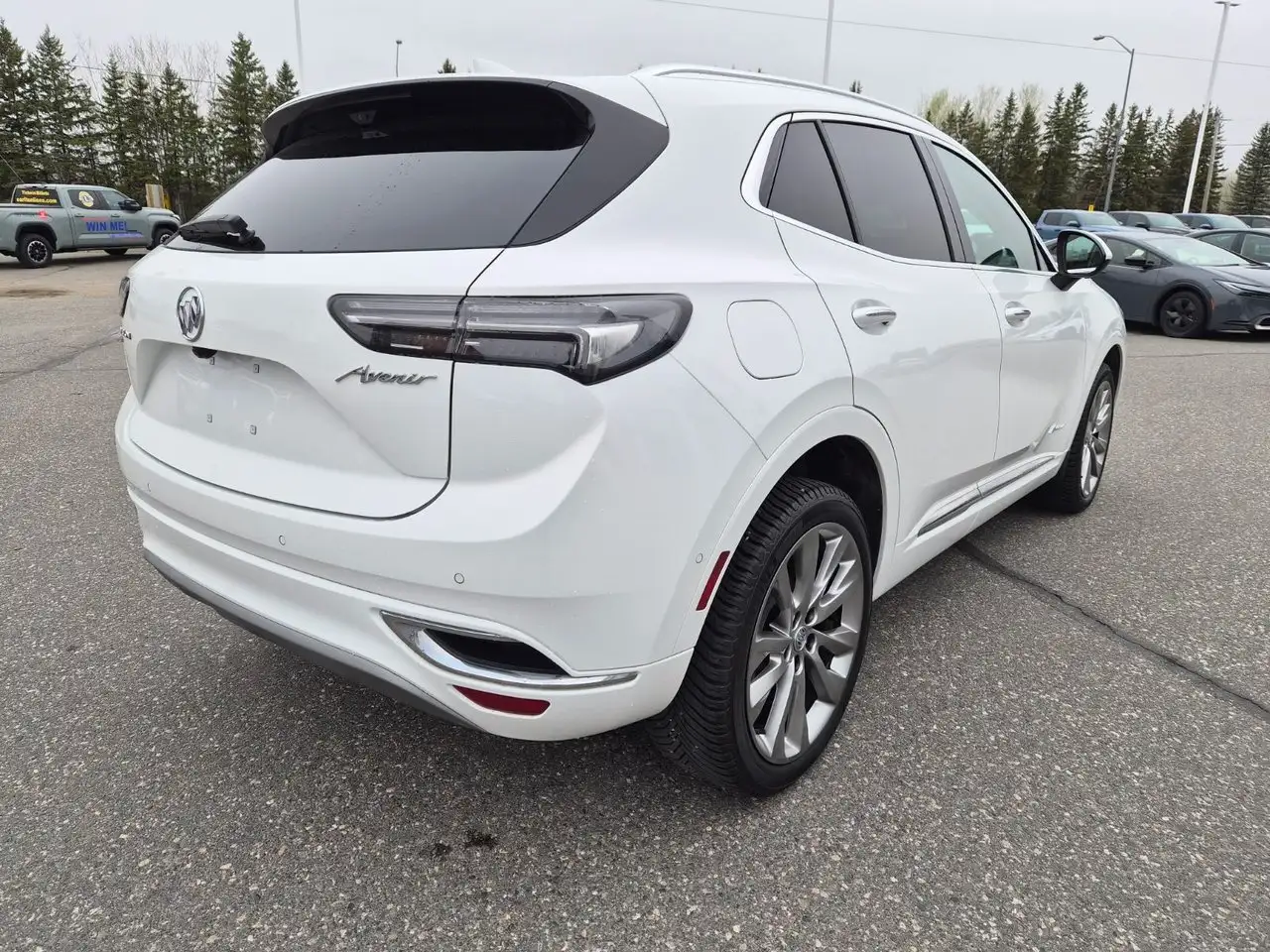 Buick Envision photo Buick Envision