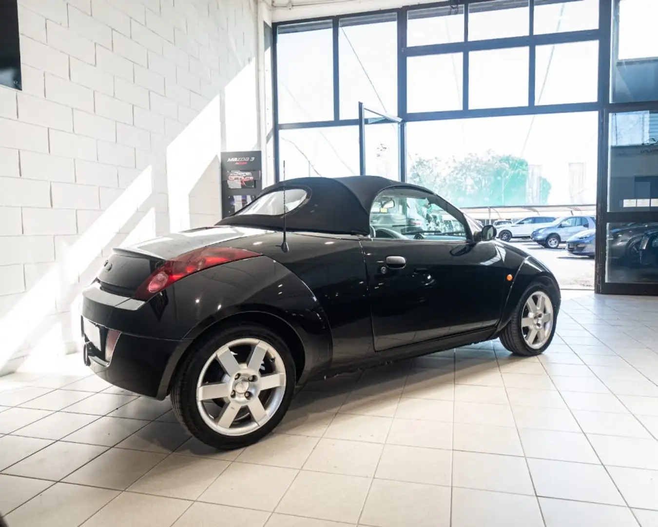 Ford Streetka 1.6 Leather *NEOPATENTATI*UNICO PROPRIETARIO* Nero - 2