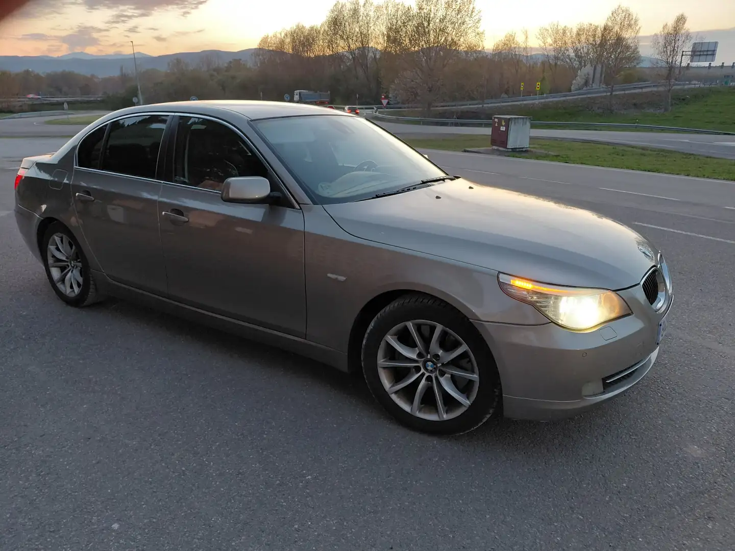 BMW 535 535dA - 1
