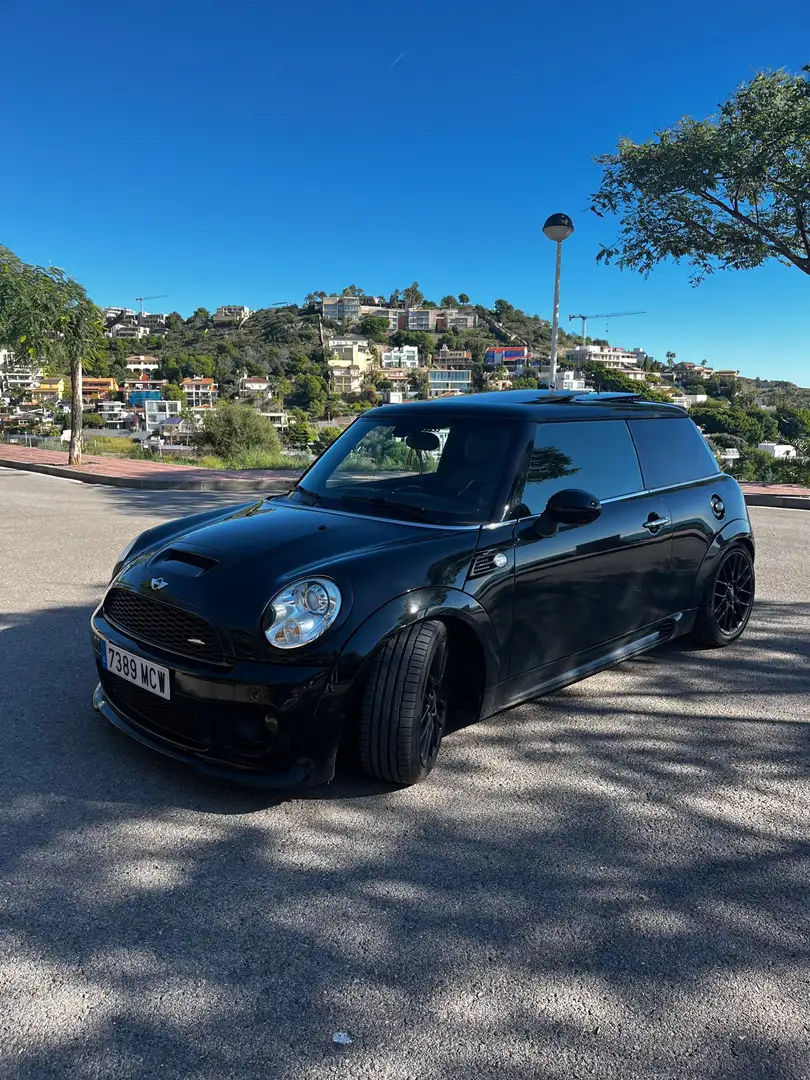 MINI John Cooper Works Coupe - 2