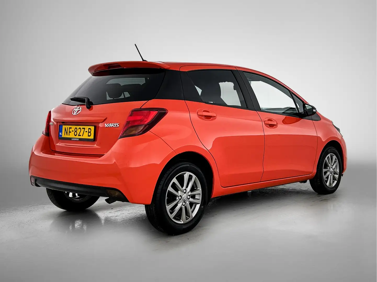 Toyota Yaris 1.3 VVT-i Orange Sport | Full map navigatie | Cima Orange - 2