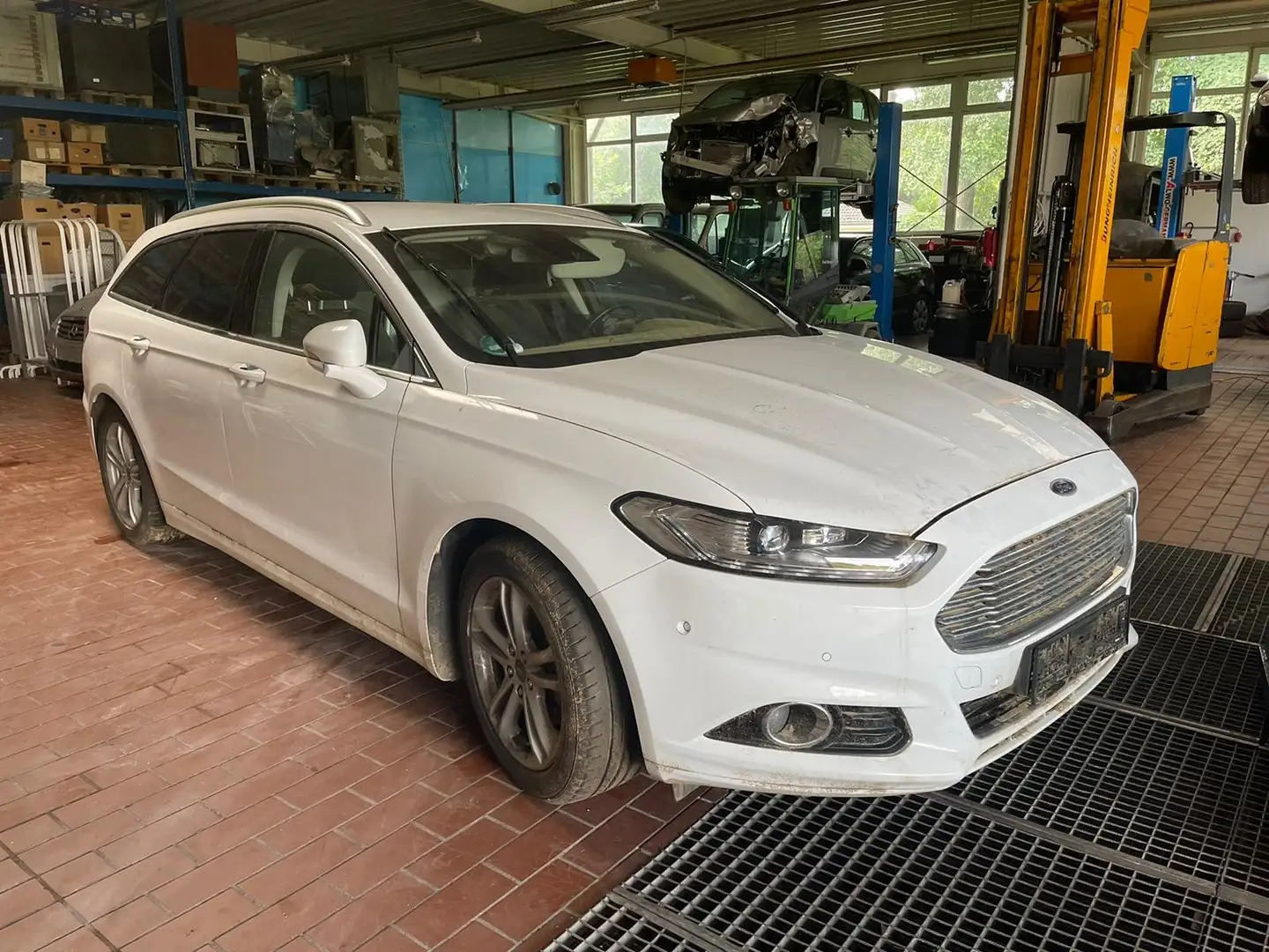 Ford Mondeo 2,0 TDCi Turnier PowerShift Titanium Blanc - 2