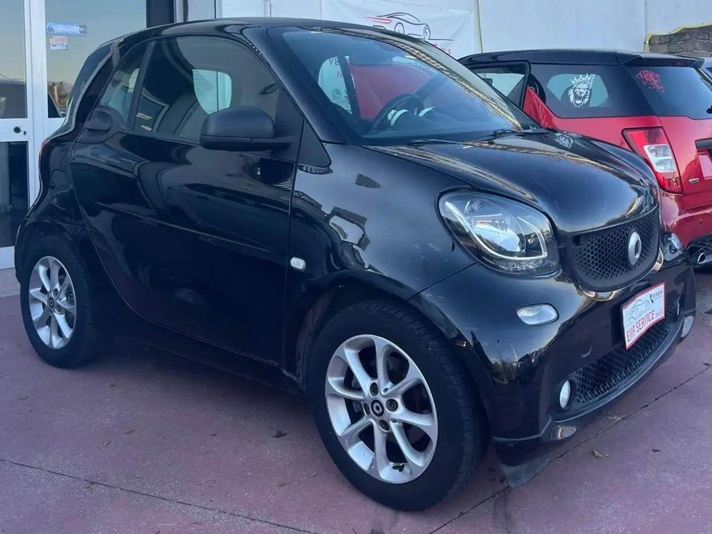 smart forTwo Fortwo 1.0 mhd bianca lim 70cv Noir - 2