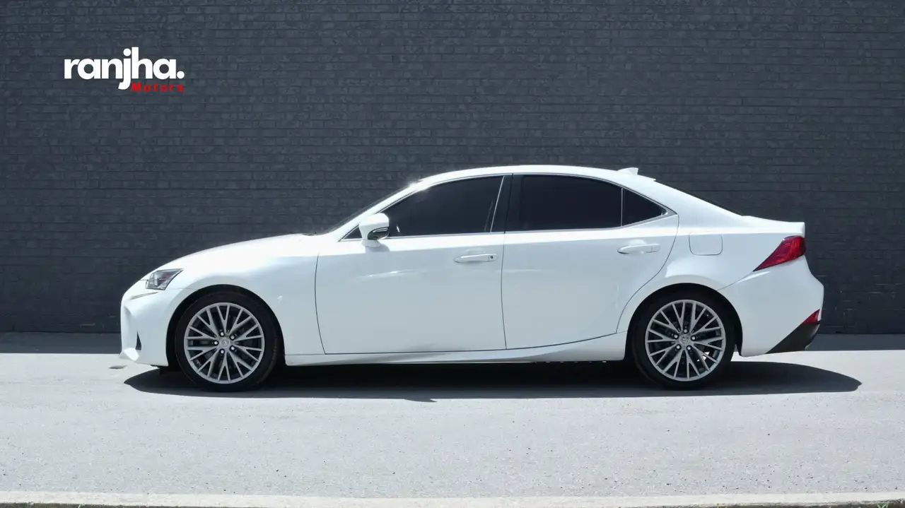 Lexus IS fotografie Lexus IS