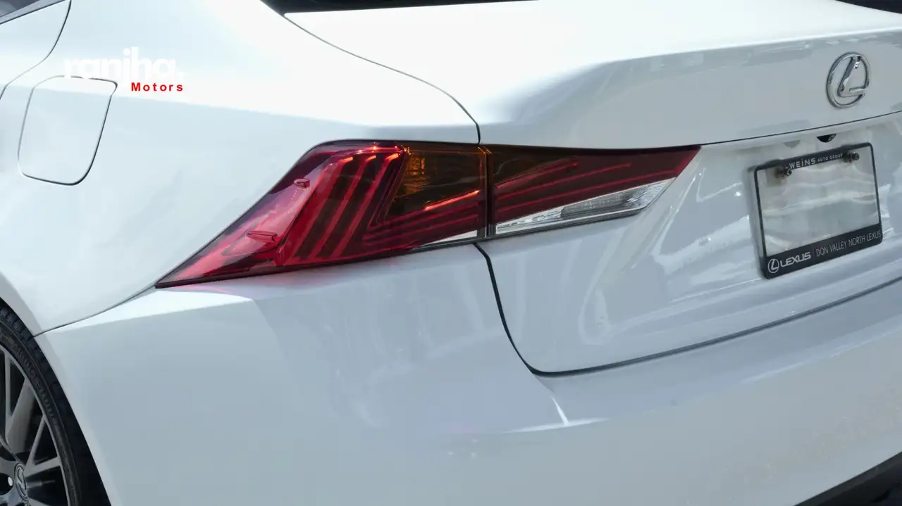 Lexus IS fotografie Lexus IS