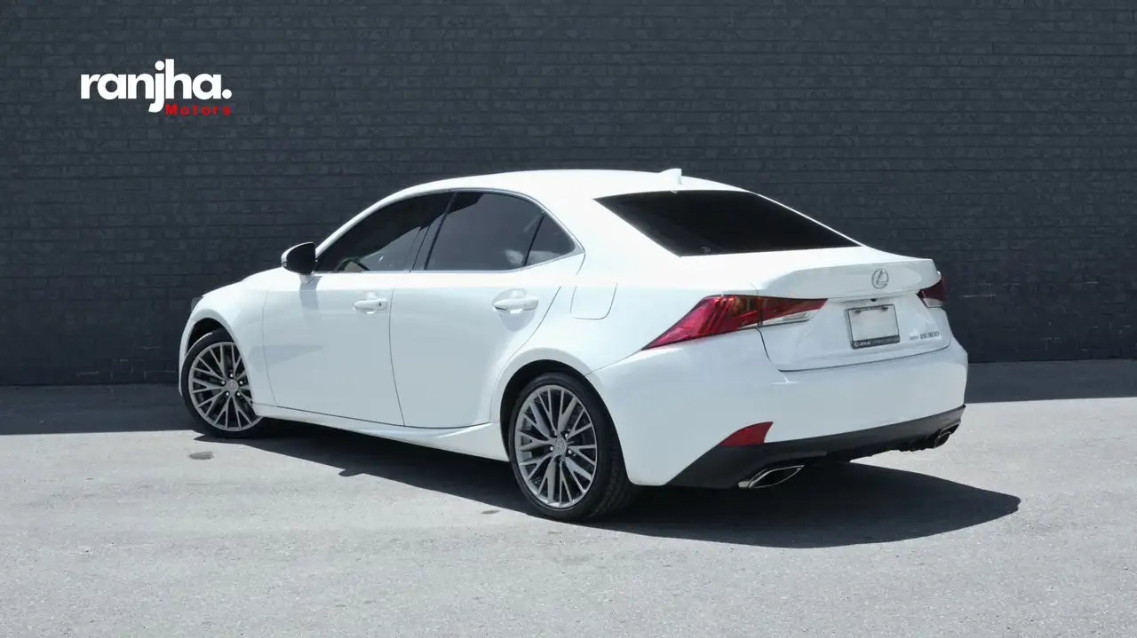Lexus IS fotografie Lexus IS