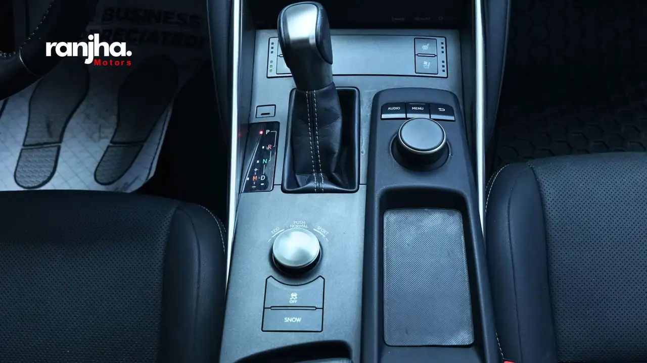 Lexus IS fotografie Lexus IS