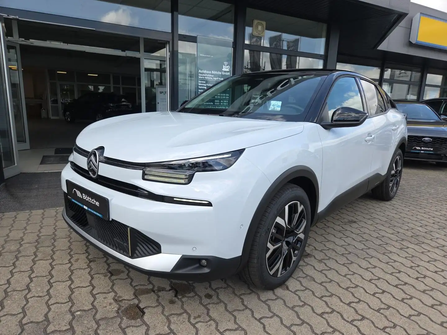 Citroen C4 1.2 12V e-THP / PureTech Bianco - 1
