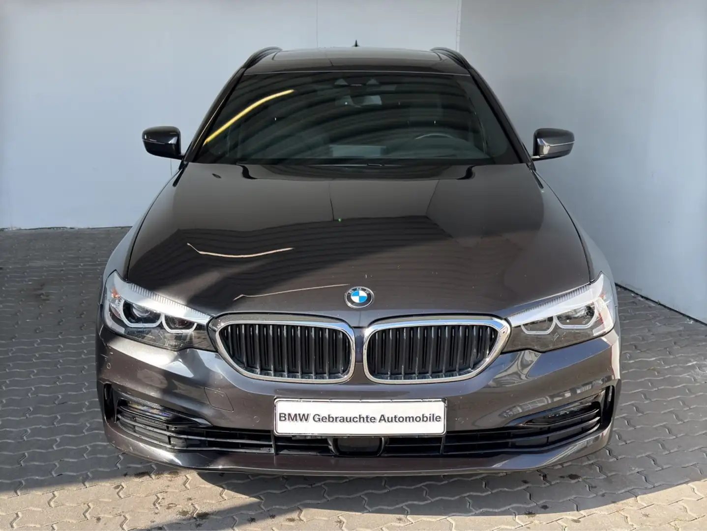 BMW 520 dA Touring Sport Line Navi.LED.HuD.DriveAs+ Grau - 1