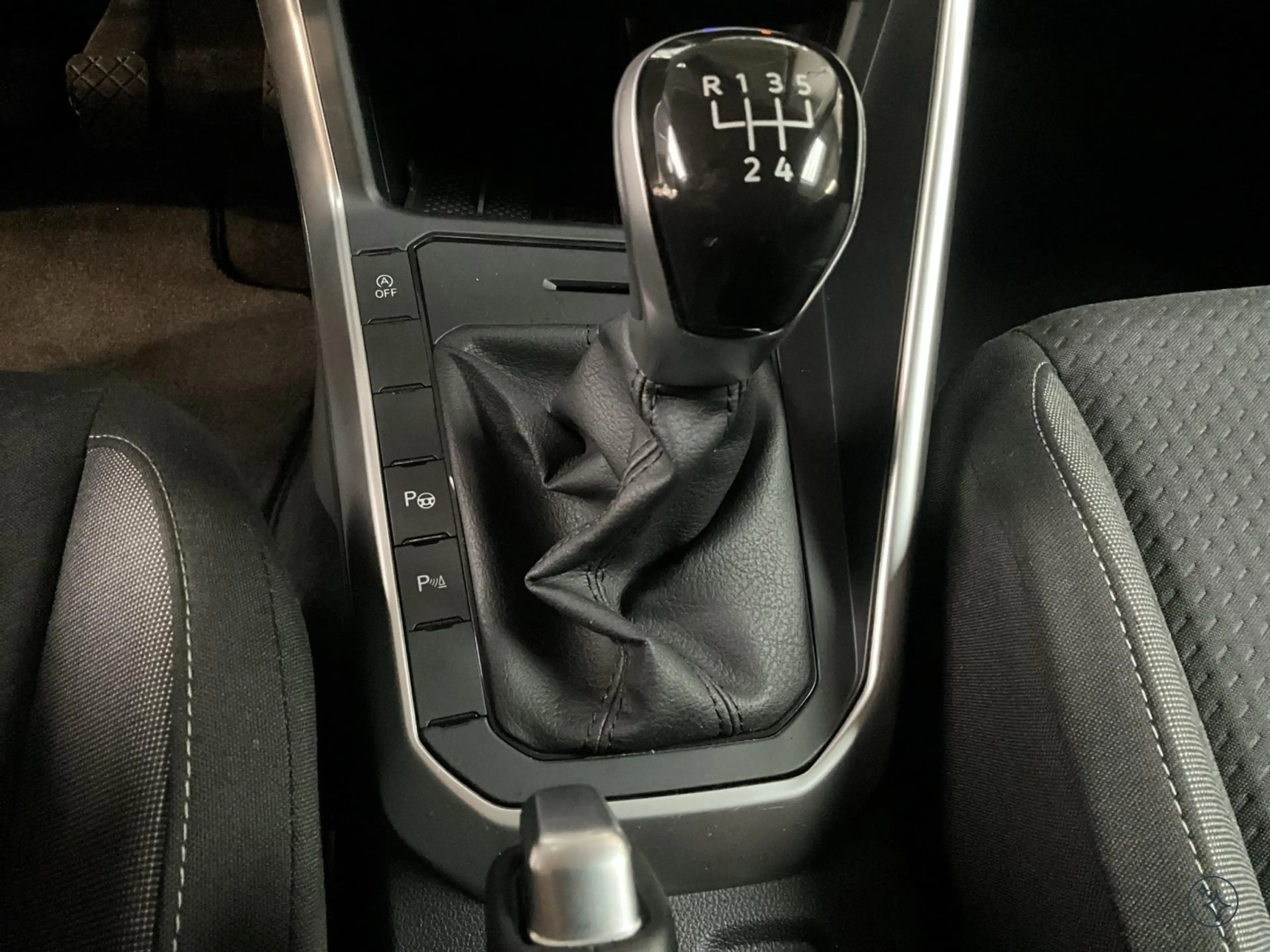 Volkswagen Polo Life+BVM+Park&Comfort+IQ-Drive+Light-Ass. — photo 15