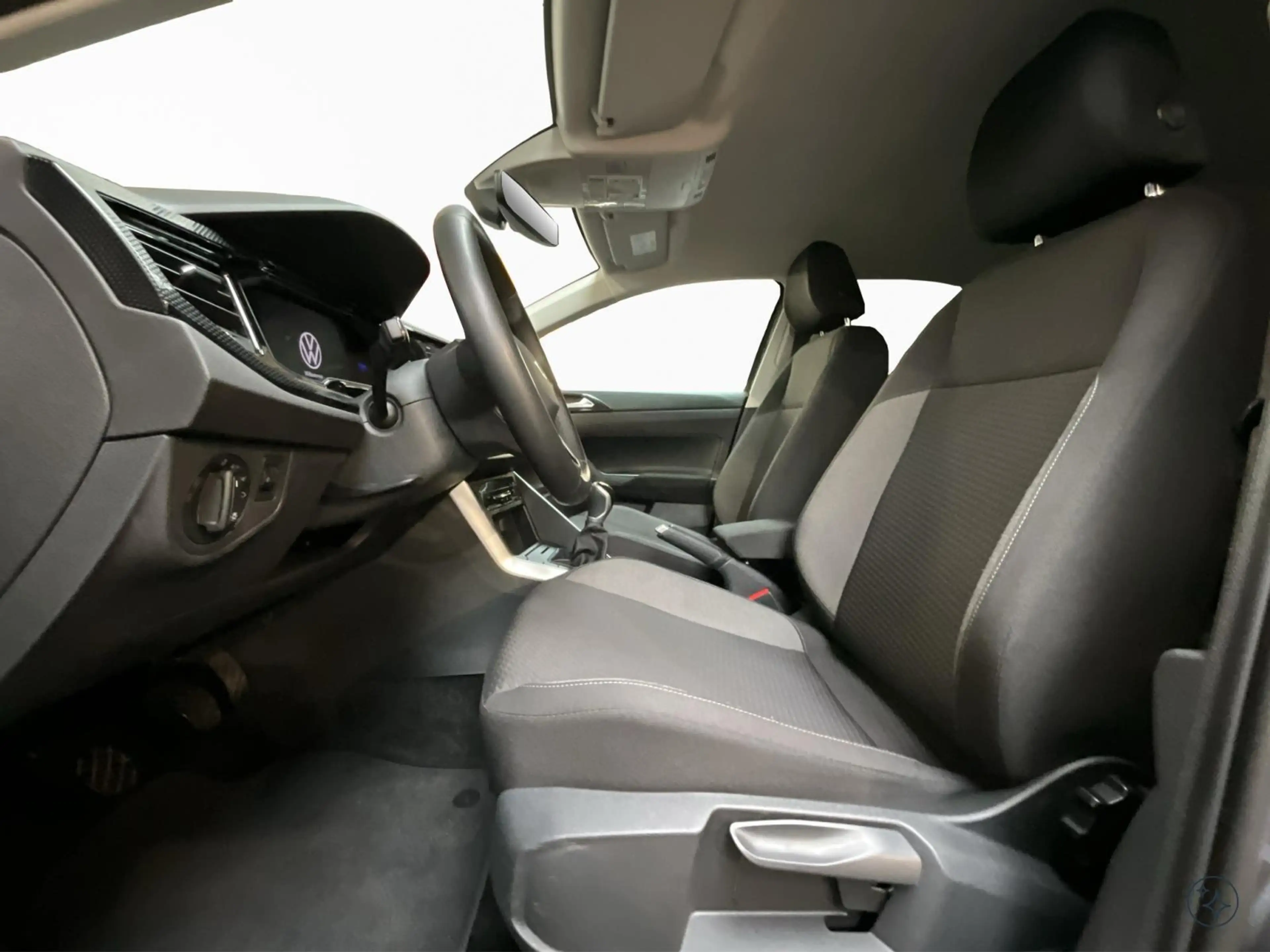Volkswagen Polo Life+BVM+Park&Comfort+IQ-Drive+Light-Ass. — photo 11