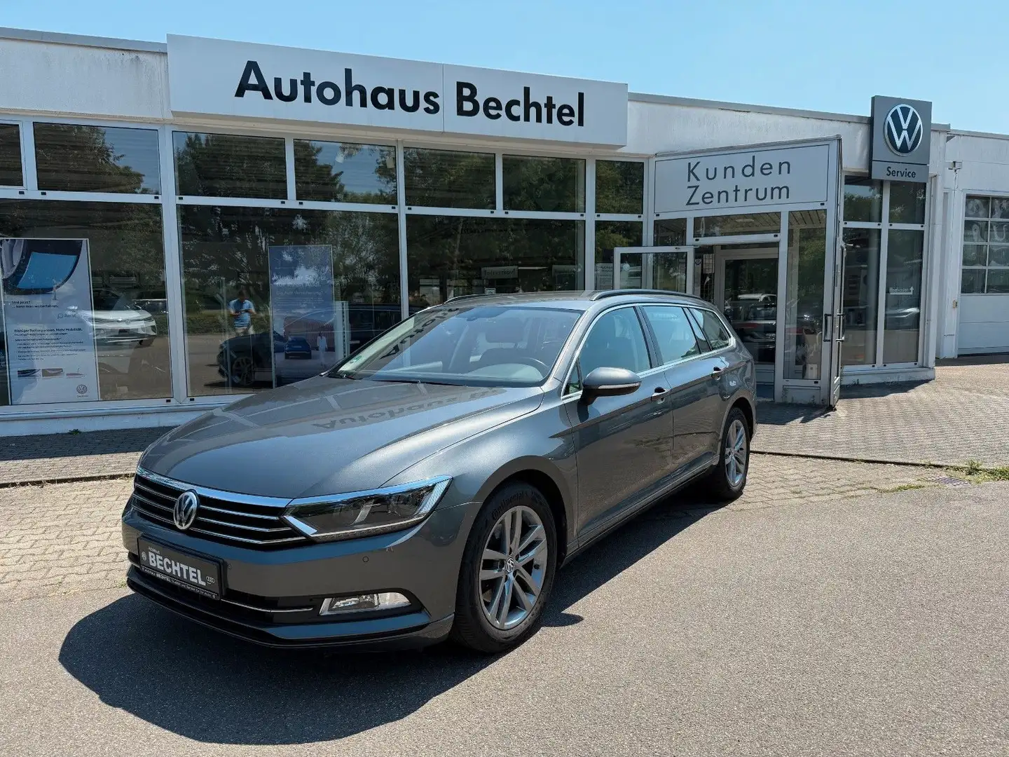 Volkswagen Passat Variant Comfortline,  LED, ACC, AHK, uvm Gris - 1