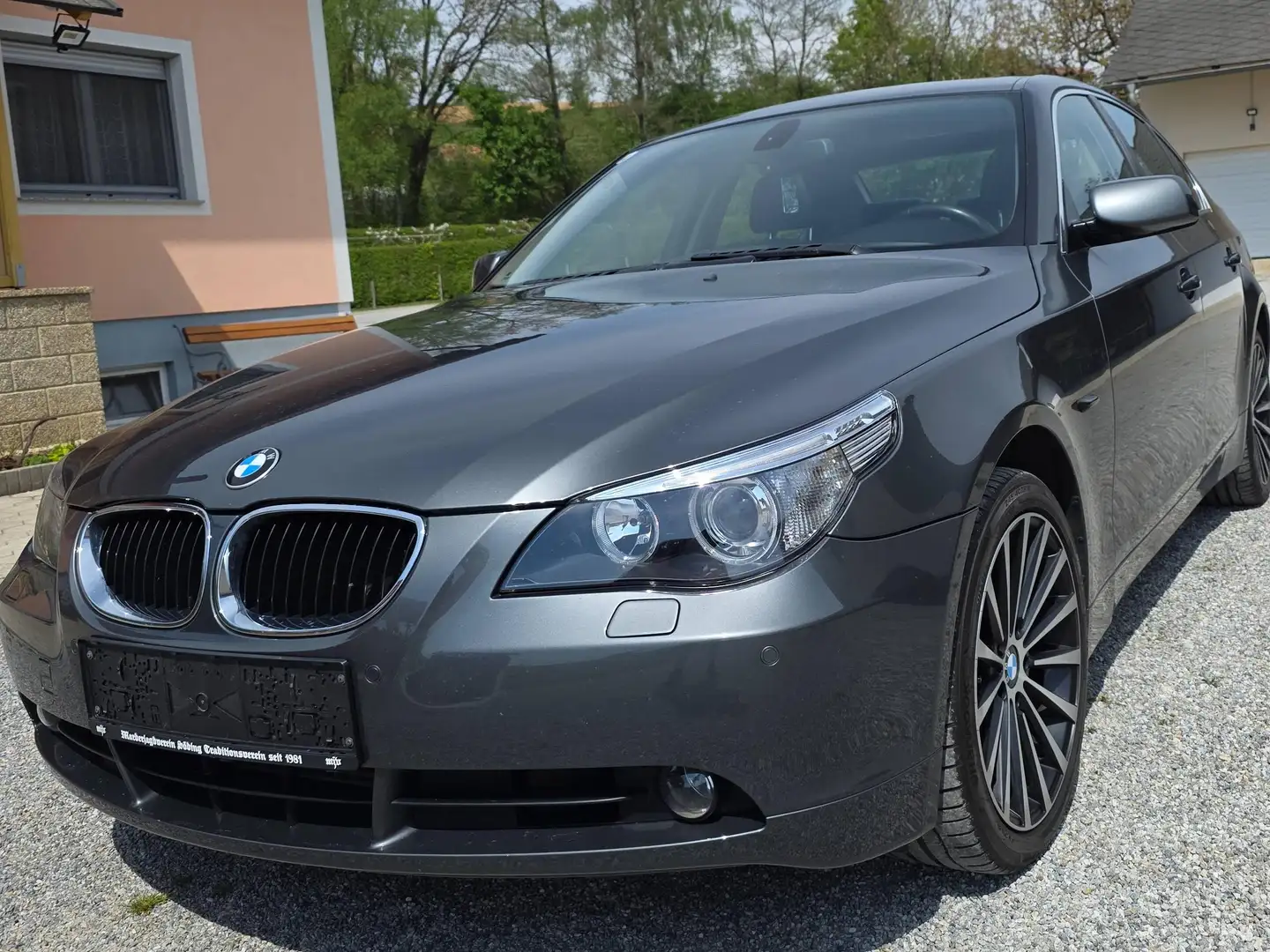 BMW 525 E60 M57 Grau - 1