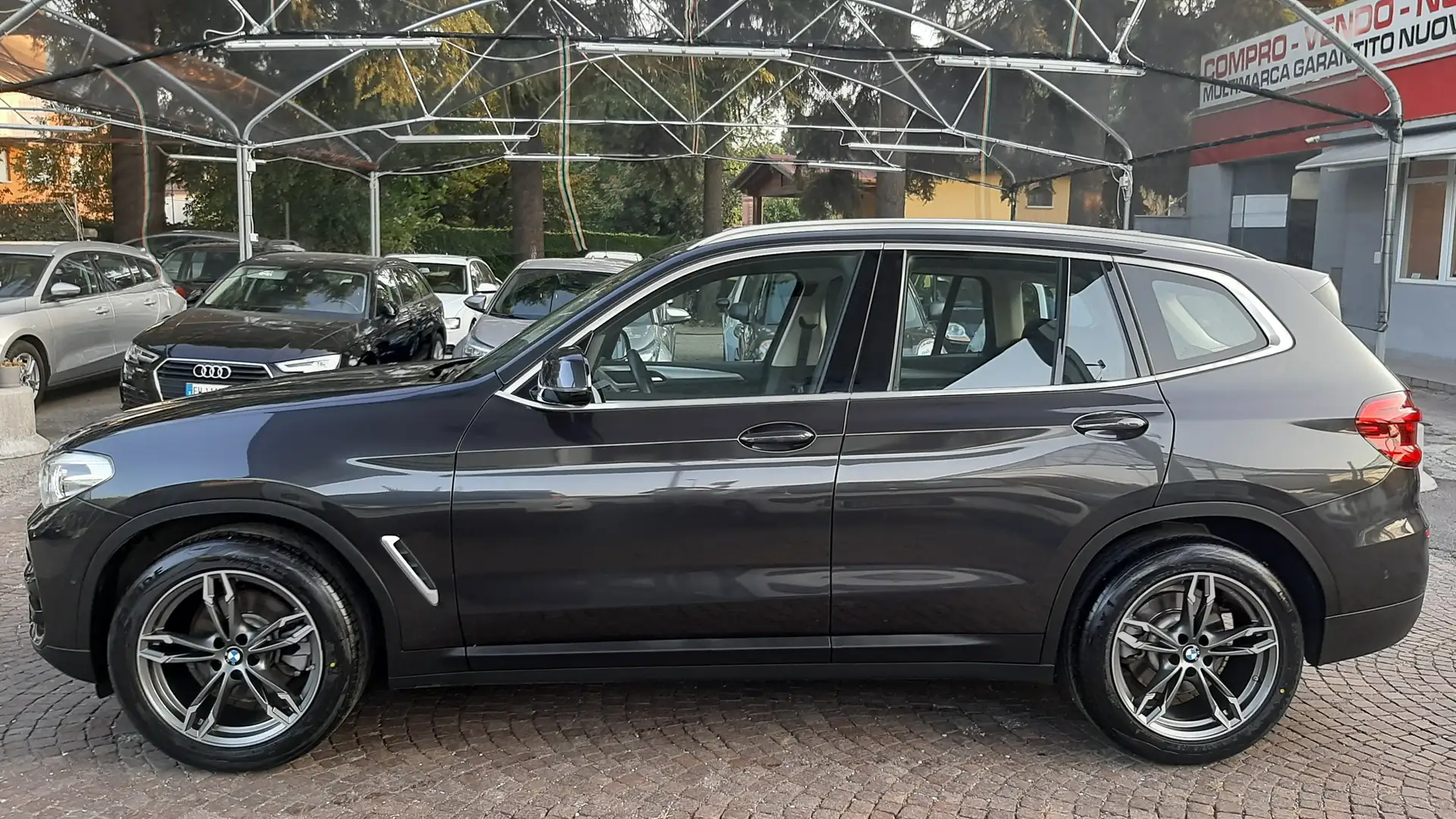 BMW X3 xdrive20d mhev 48V Advantage auto Grijs - 2