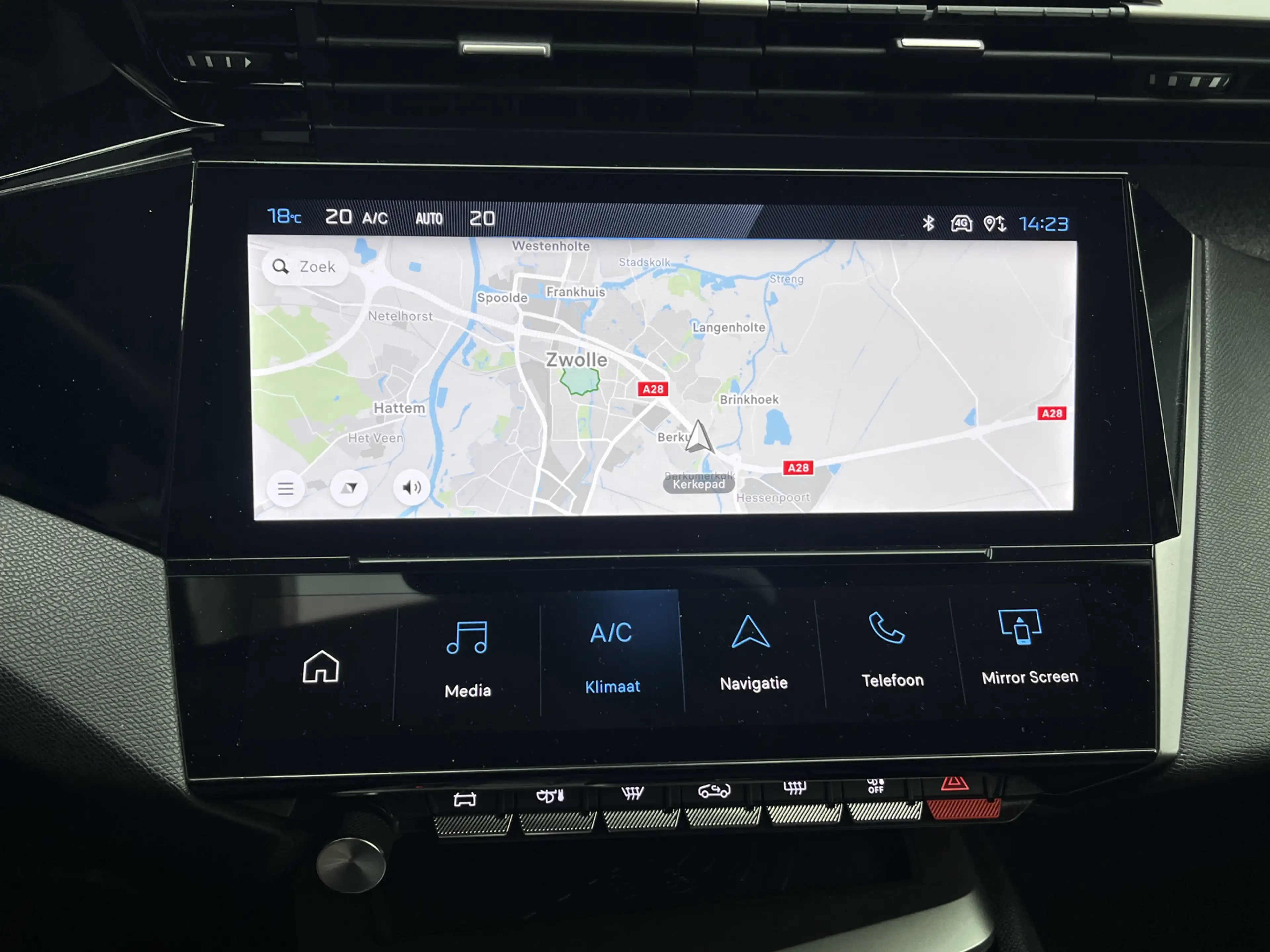 Peugeot 408 1.2 Hybrid 145 e-DCS6 Allure Aut/Ecc/Navi/Camera — photo 9