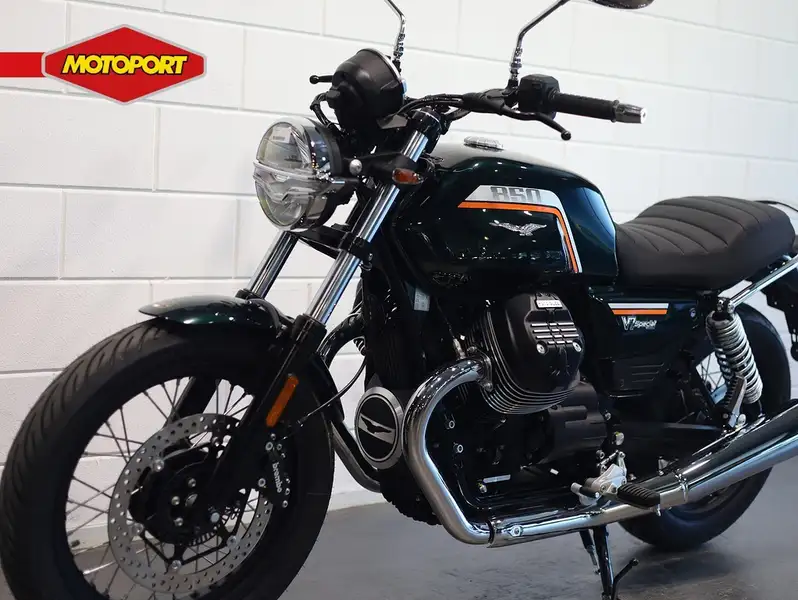 Moto Guzzi V 7 - foto 7