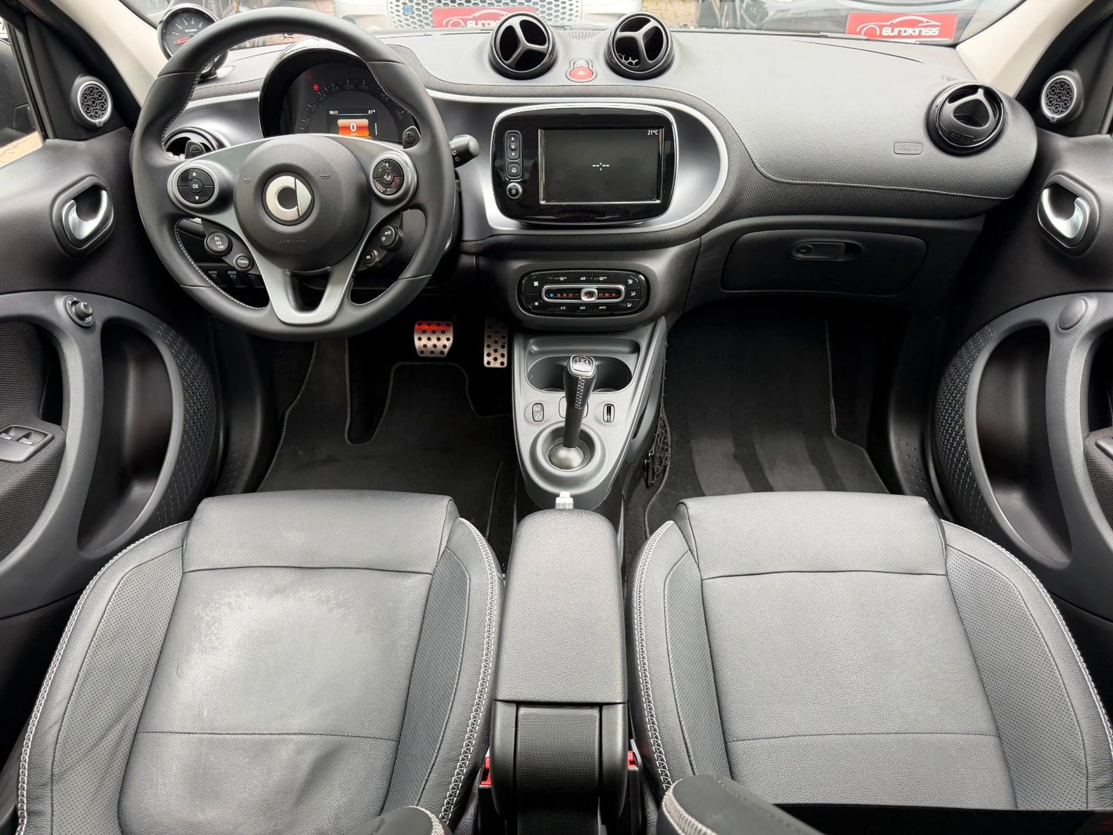 smart forFour forfour BRABUS Xcl*PANO*VOLL*JBL*PTS+R-KAM* — photo 11