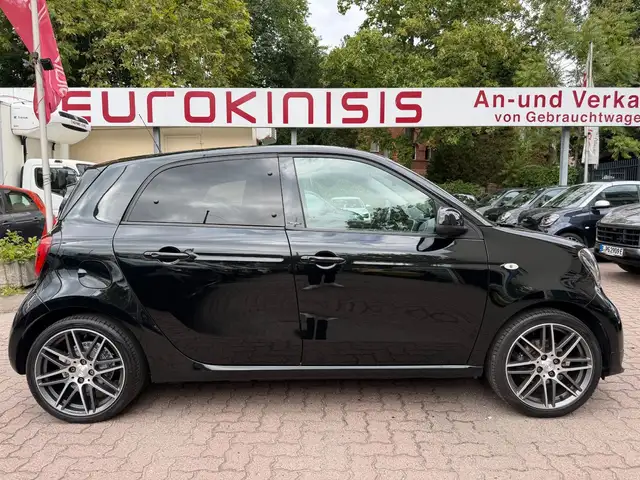 smart forFour forfour BRABUS Xcl*PANO*VOLL*JBL*PTS+R-KAM*