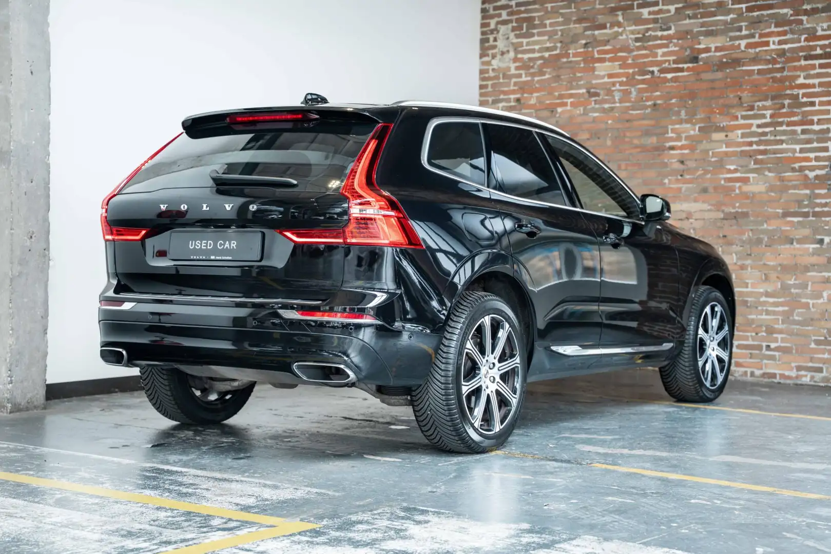 Volvo XC60 T6 AWD Inscription | Bowers & Wilkins premium audi Zwart - 2