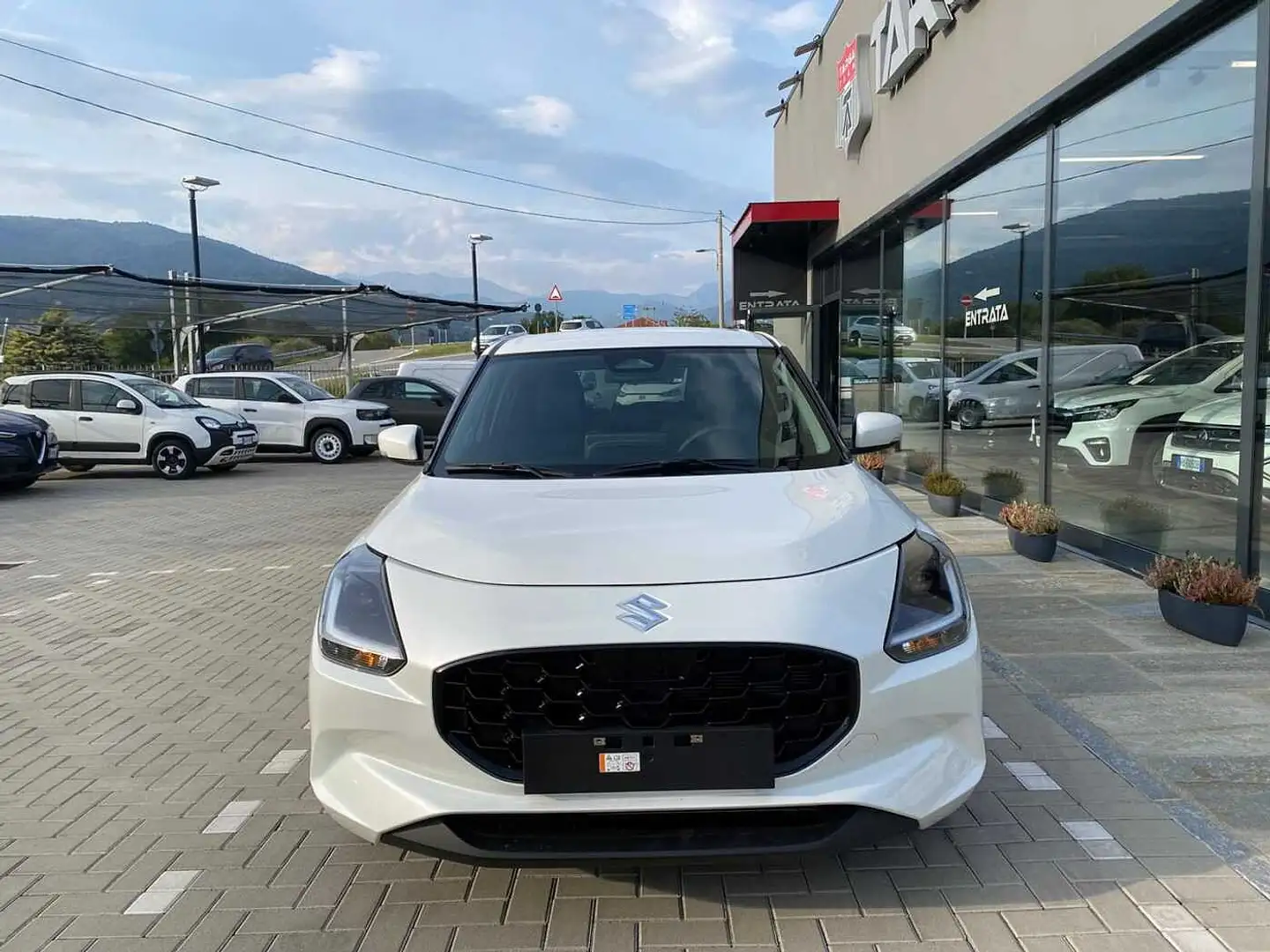 Suzuki Swift 1.2 Hybrid Top Bianco - 2