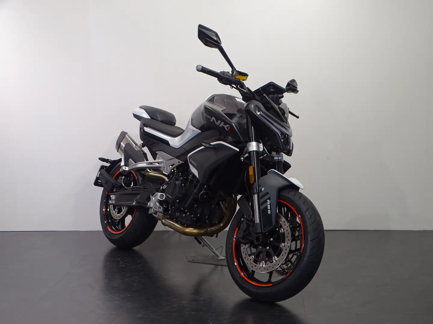 CFMOTO 800 NK ADVANCED Blanc - 2