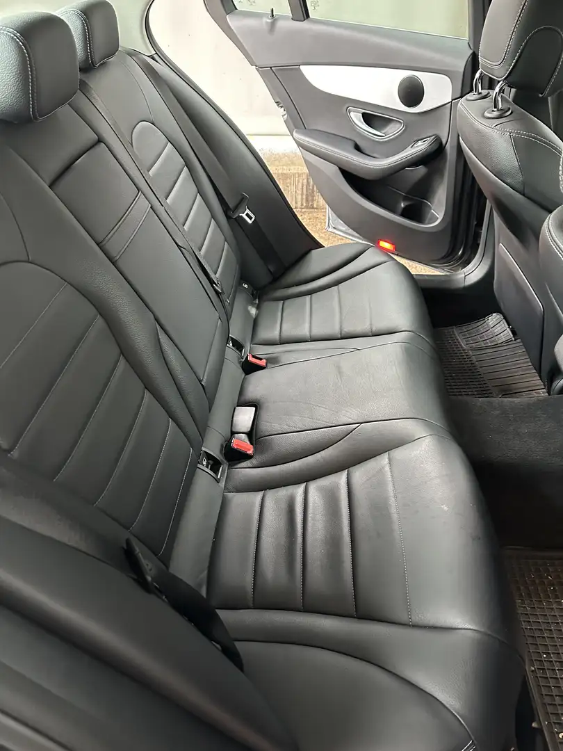Mercedes-Benz C 200 4Matic 9G-TRONIC - 2