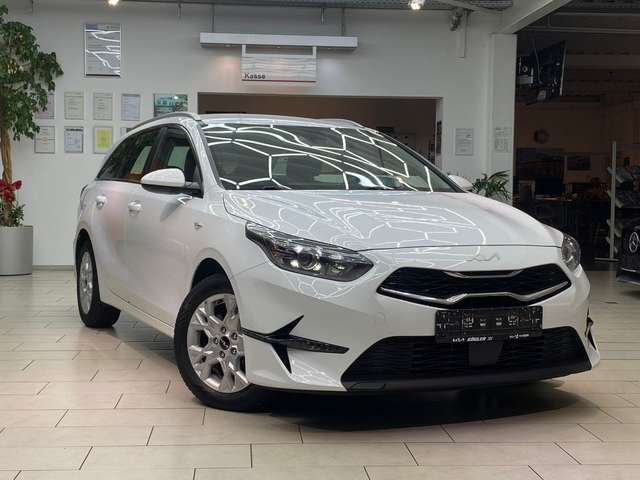 Imagine Kia Ceed / cee'd Ceed 1.6 CRDi Mild Hybrid Vision Automatik Navi Ru