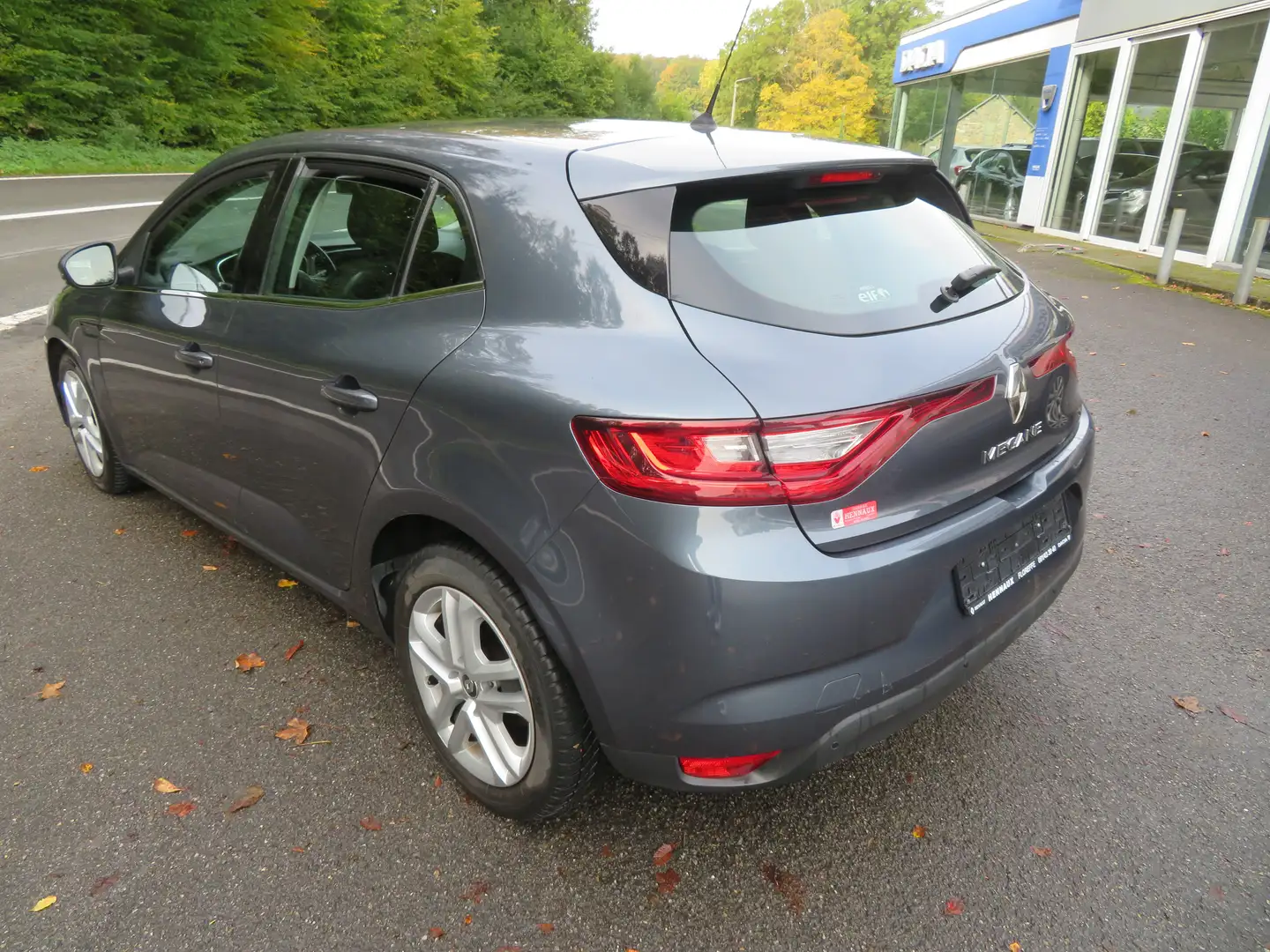 Renault Megane 1.2 TCe Energy Zen Grau - 2