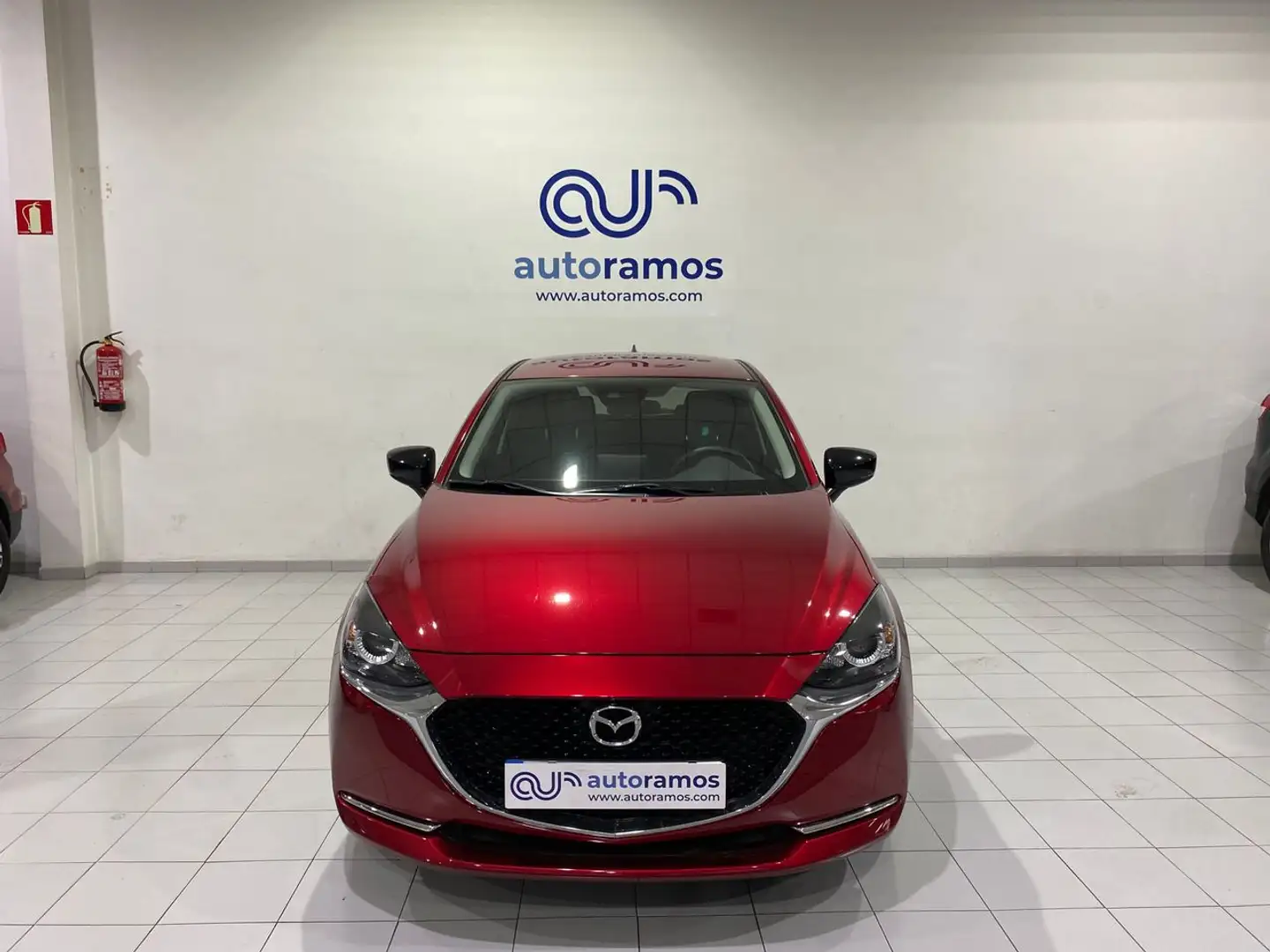 Mazda 2 HOMURA 1.5 E-SKYACTIV-G 90 CV 5P Rojo - 2