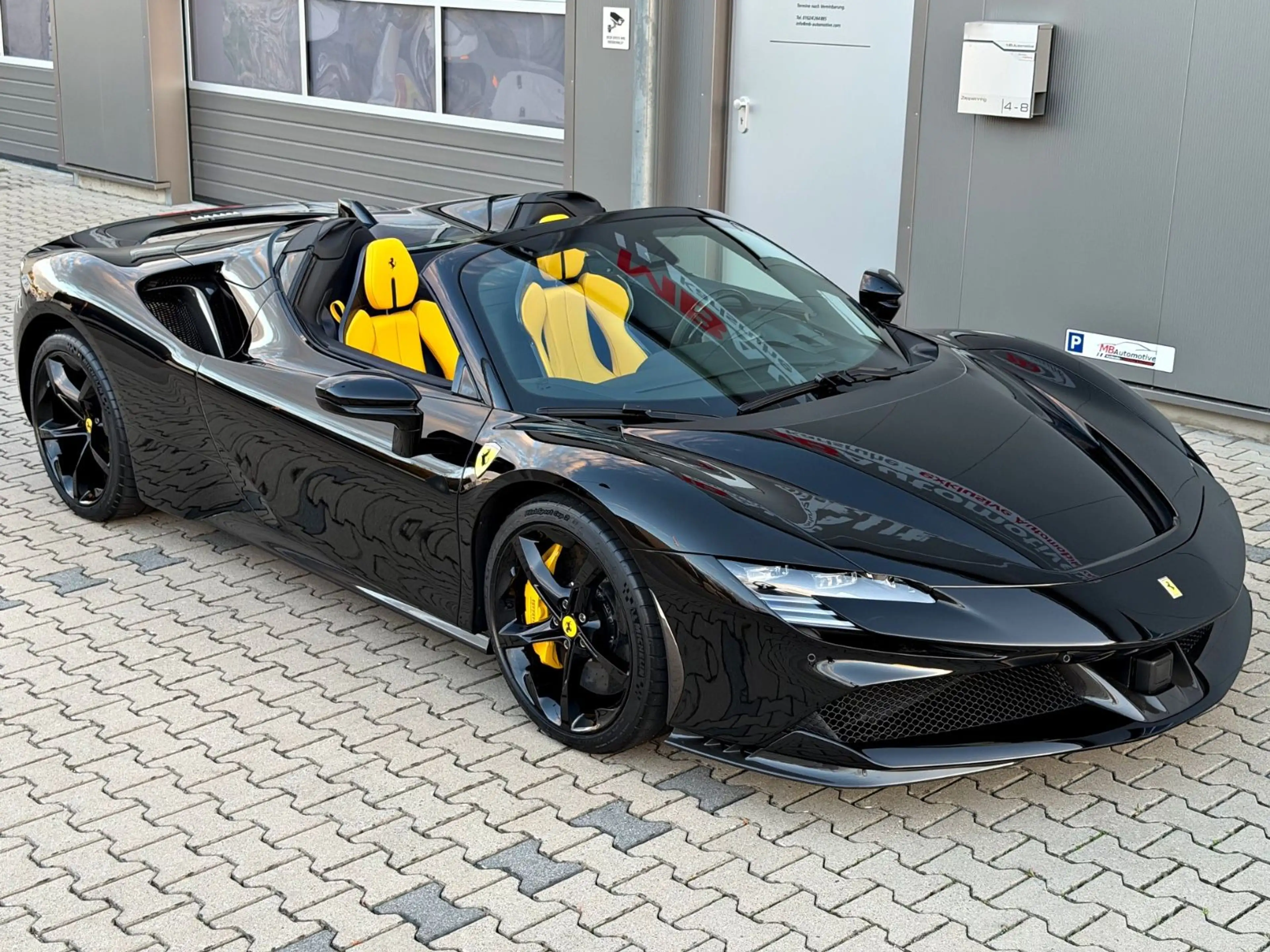 Ferrari SF90 Spider Nero DS Pelle Gialla Carbon Lift BRD — photo 16