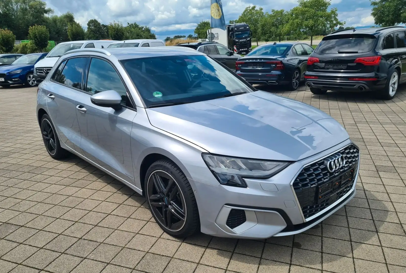 Audi A3 Sportback 35 TDI advanced Argento - 2